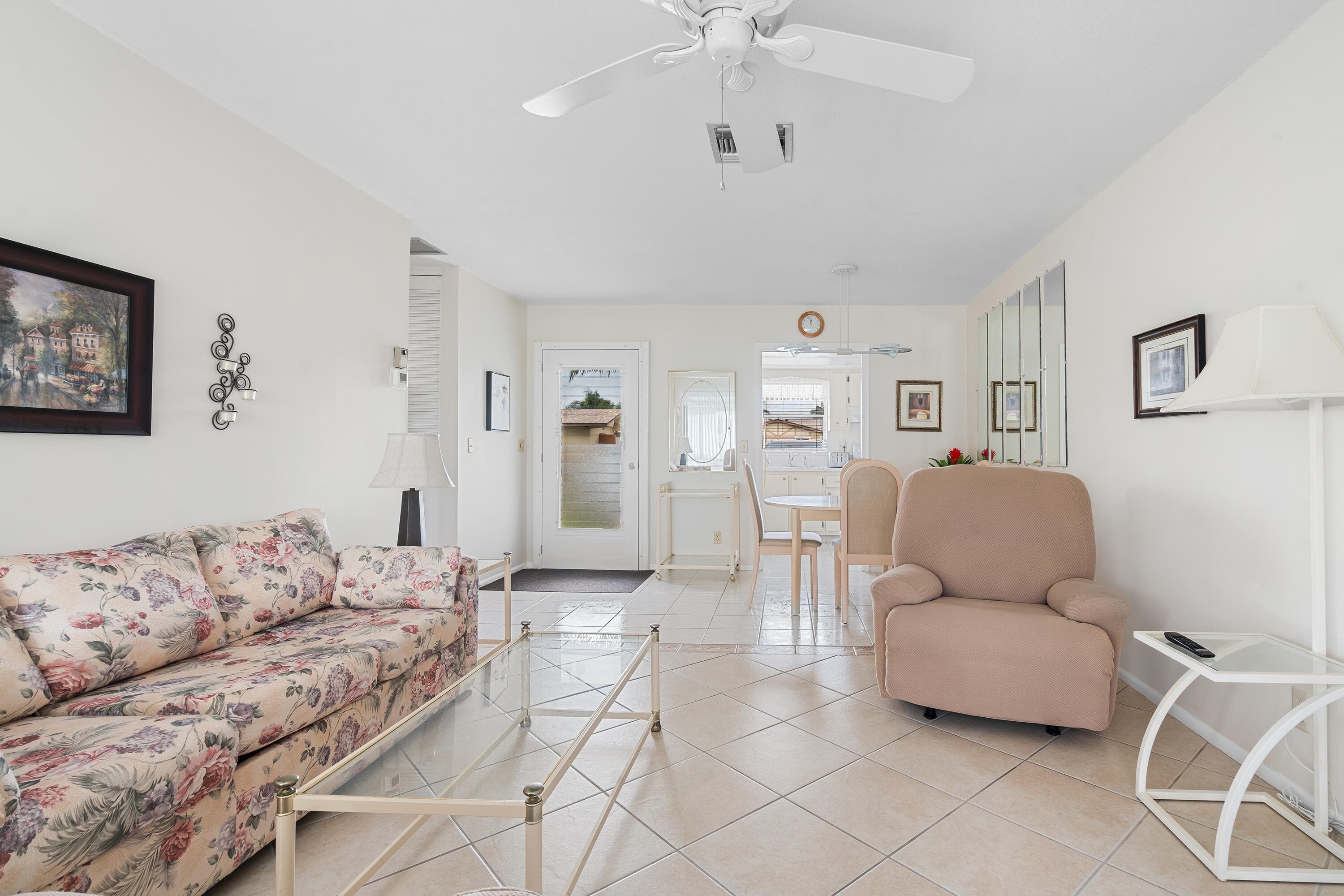 2832 W Crosley Drive E, West Palm Beach, FL 33415 — photo 4 of 30