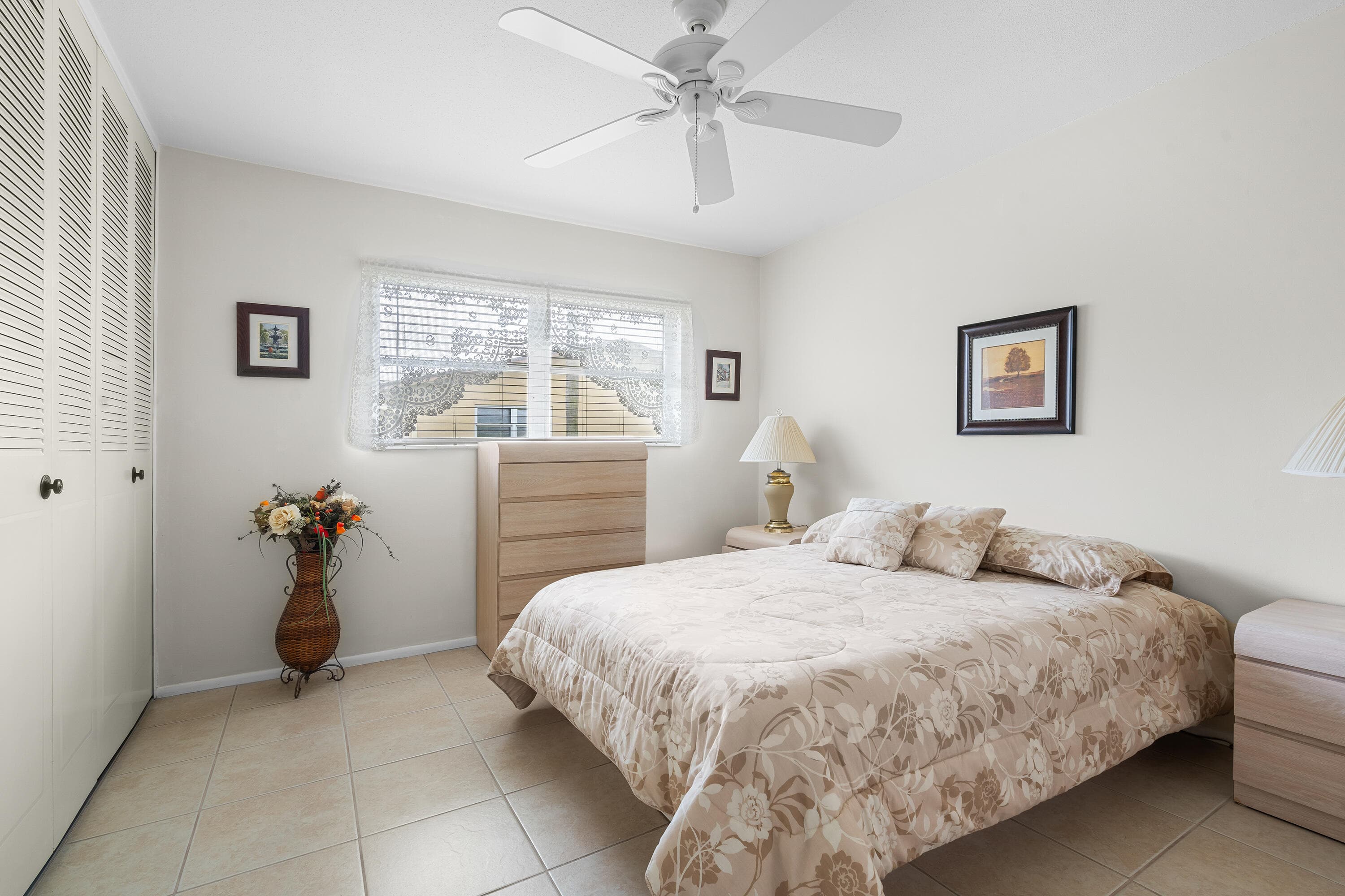 2832 W Crosley Drive E, West Palm Beach, FL 33415 — photo 11 of 30