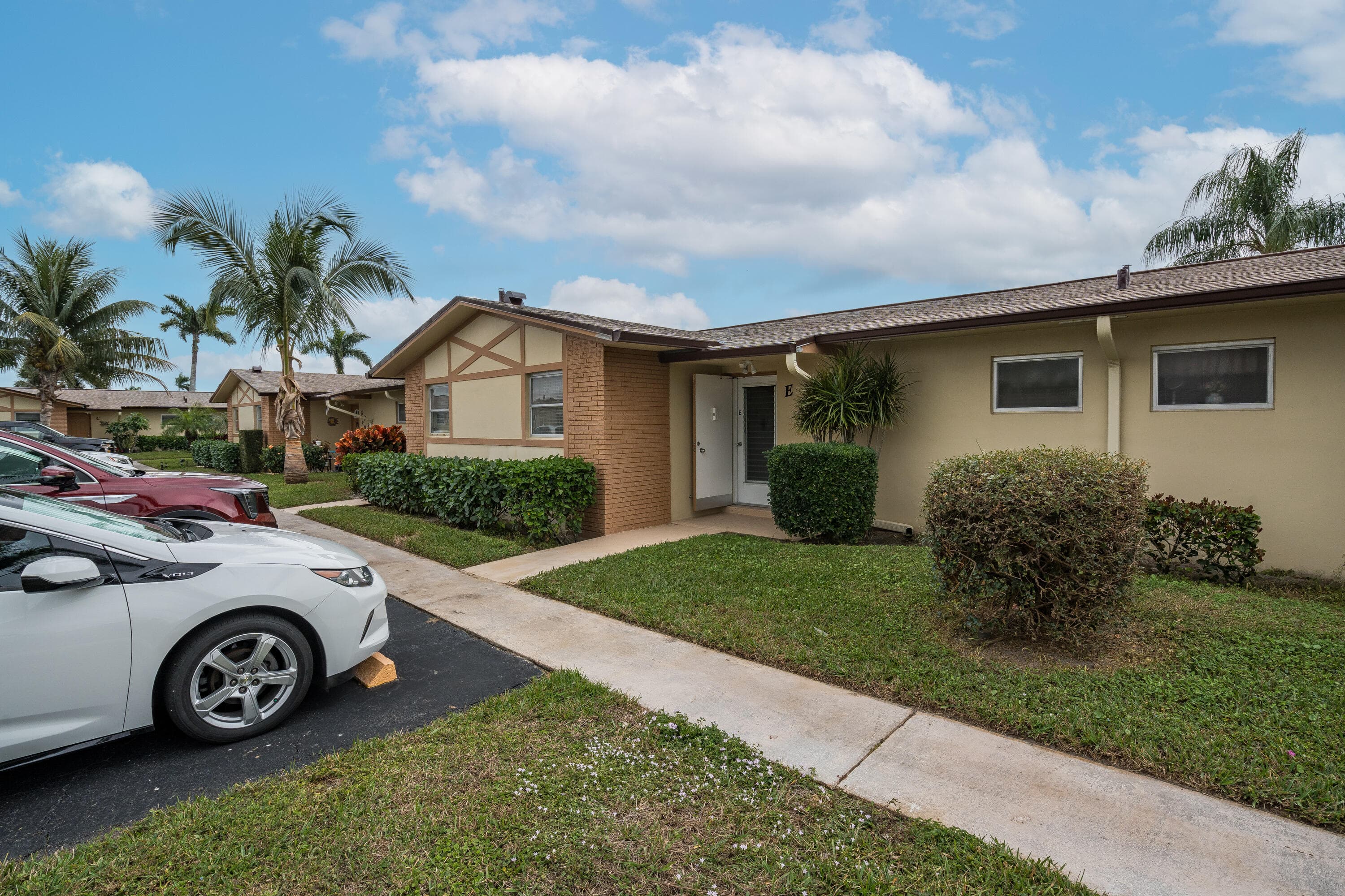 2832 W Crosley Drive E, West Palm Beach, FL 33415 — photo 17 of 30