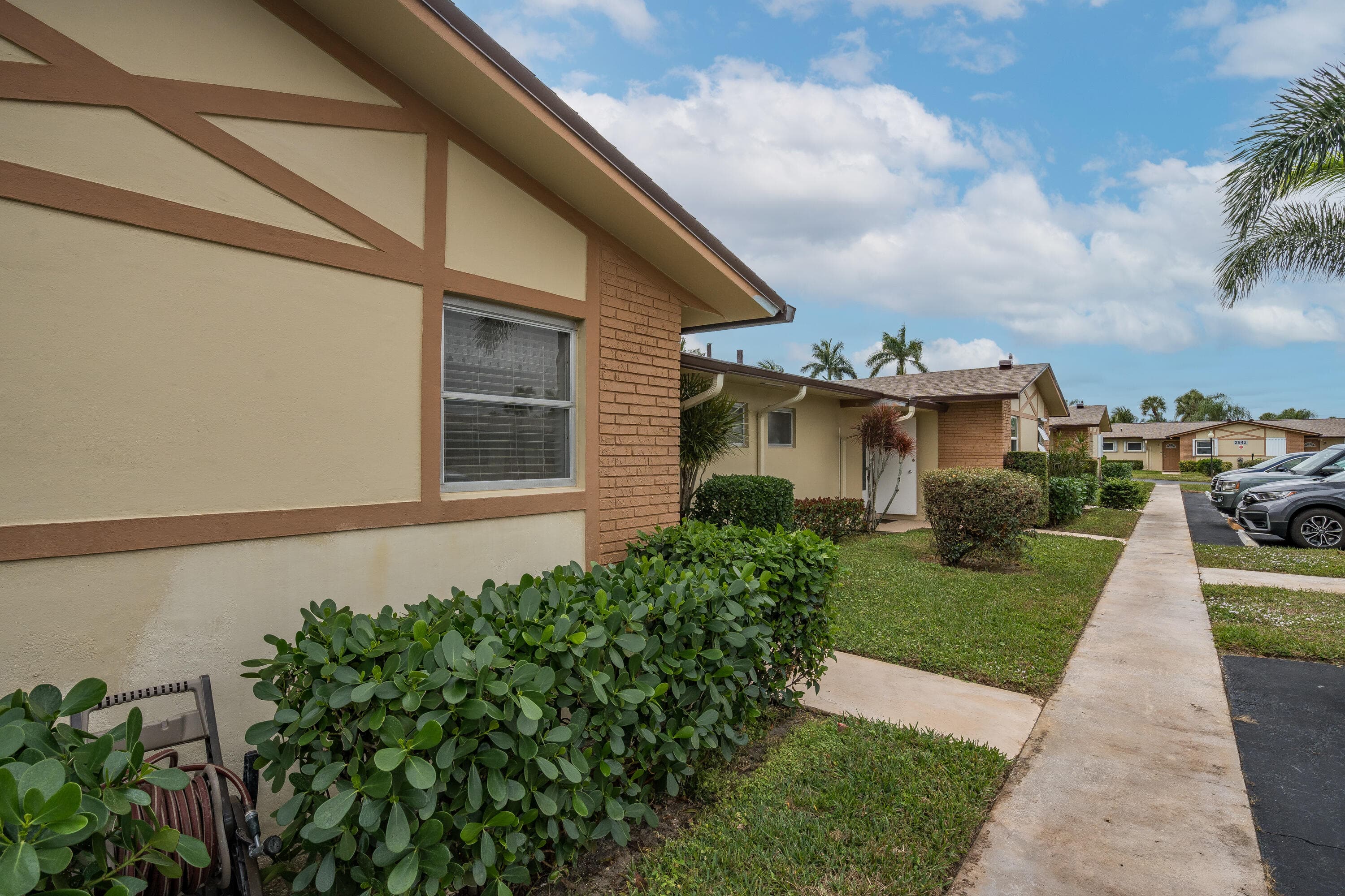 2832 W Crosley Drive E, West Palm Beach, FL 33415 — photo 18 of 30
