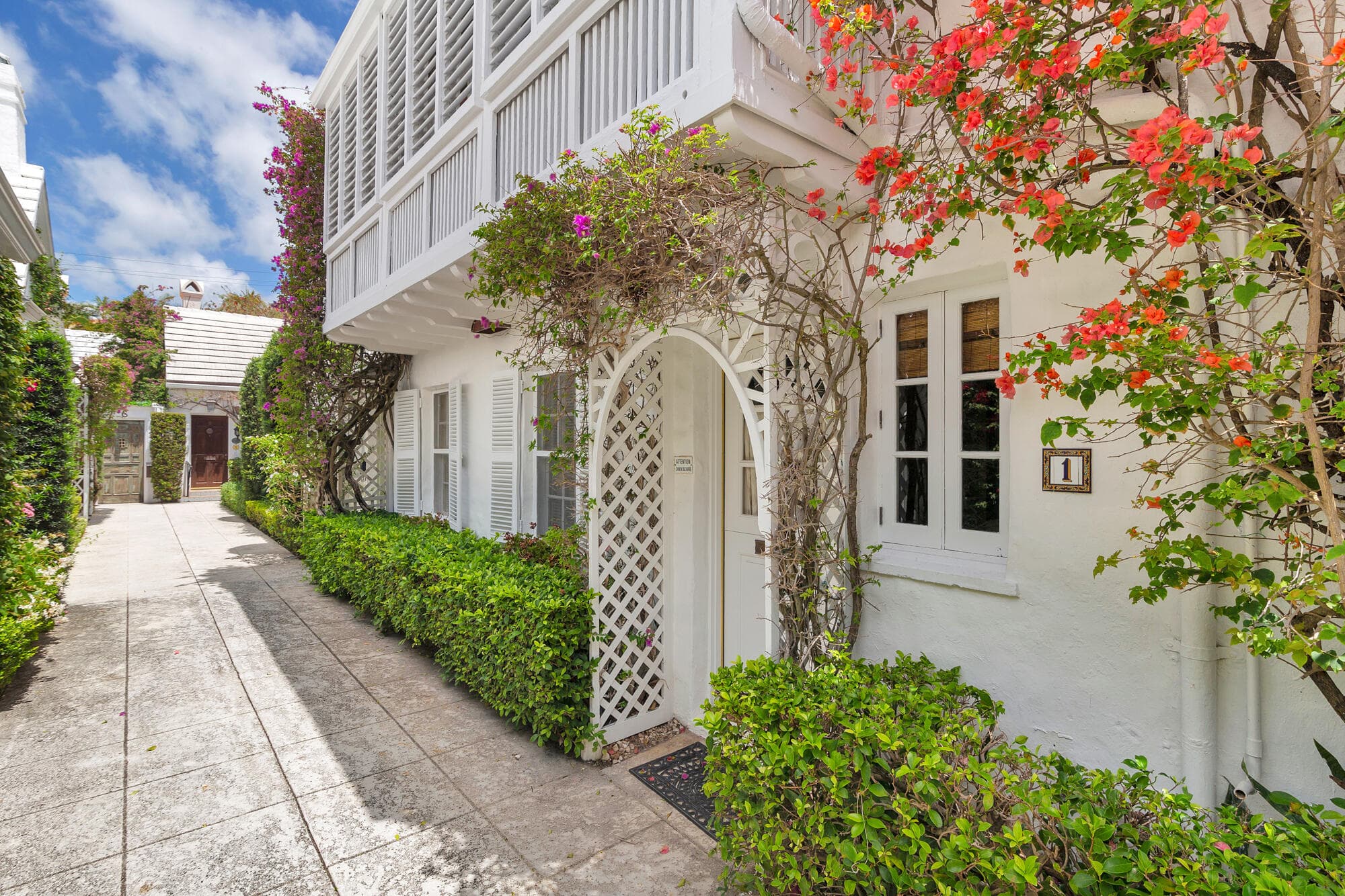 417 Peruvian Avenue 1, Palm Beach, FL 33480 — photo 3 of 21