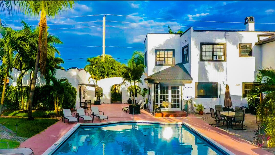 701 W Ocean Avenue, Boynton Beach, FL 33426 — photo 1 of 54