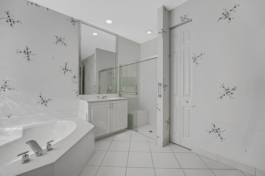 7932 Seagrape Shores Drive, Lake Worth, FL 33467 — photo 27 of 54