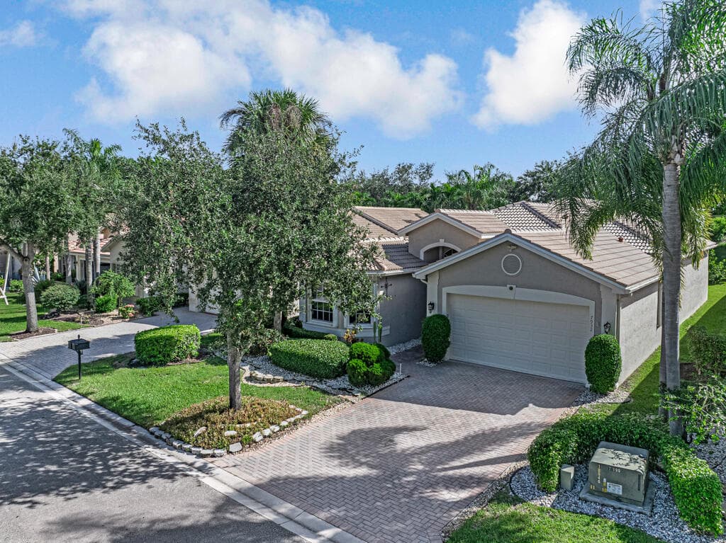 7932 Seagrape Shores Drive, Lake Worth, FL 33467 — photo 47 of 54