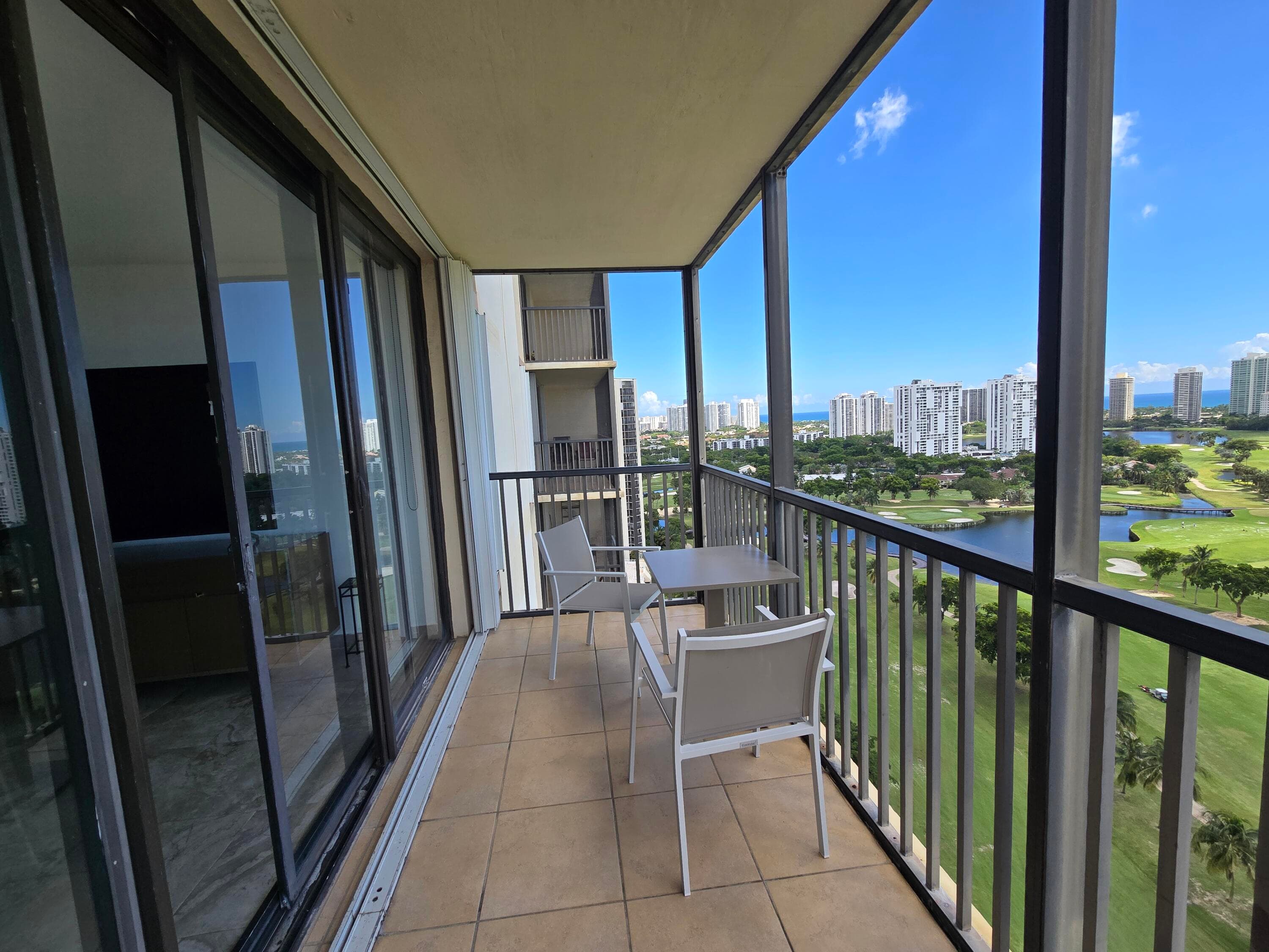 20335 W Country Club Drive 2208, Aventura, FL 33180 — photo 8 of 35