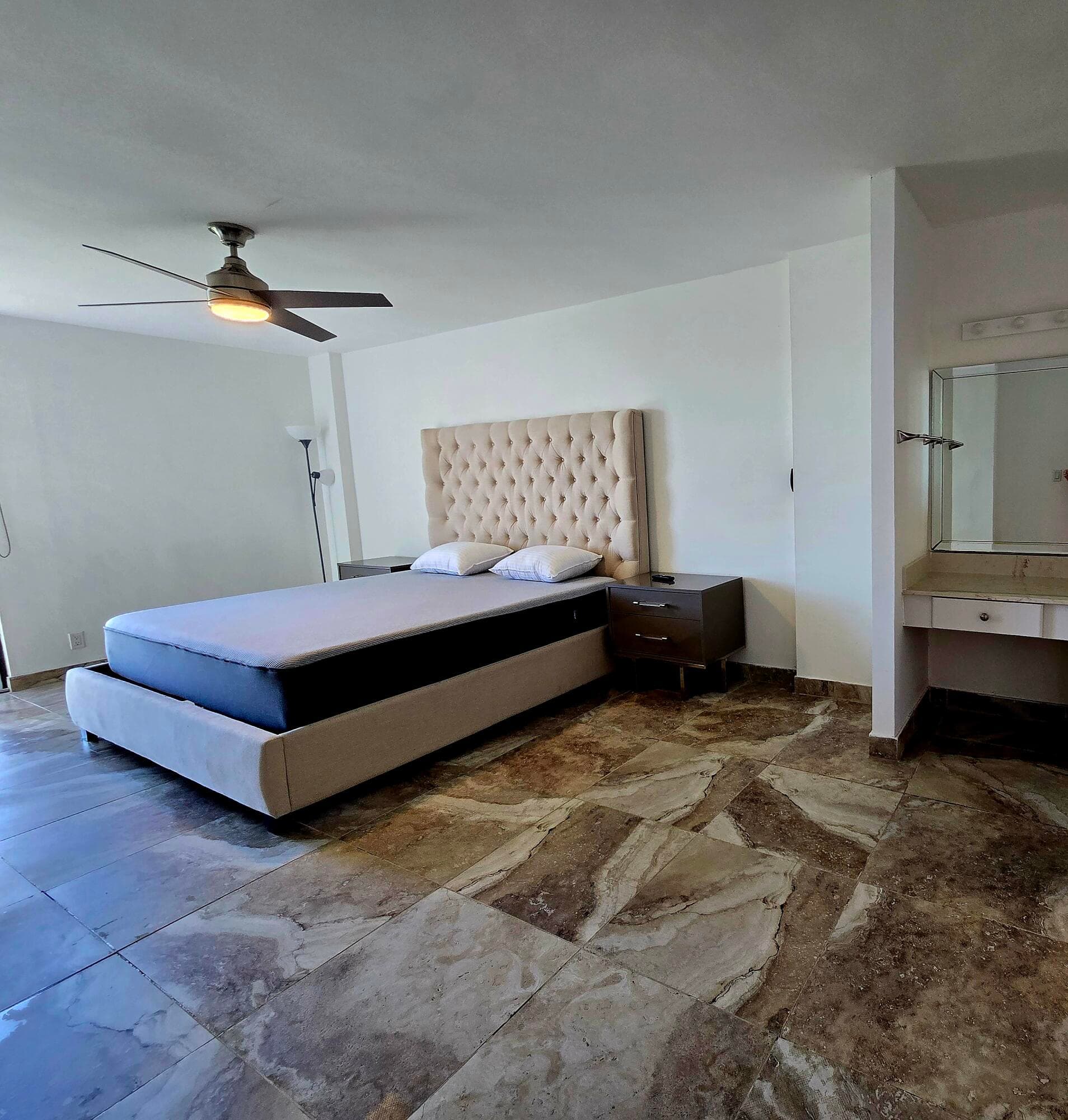 20335 W Country Club Drive 2208, Aventura, FL 33180 — photo 5 of 35