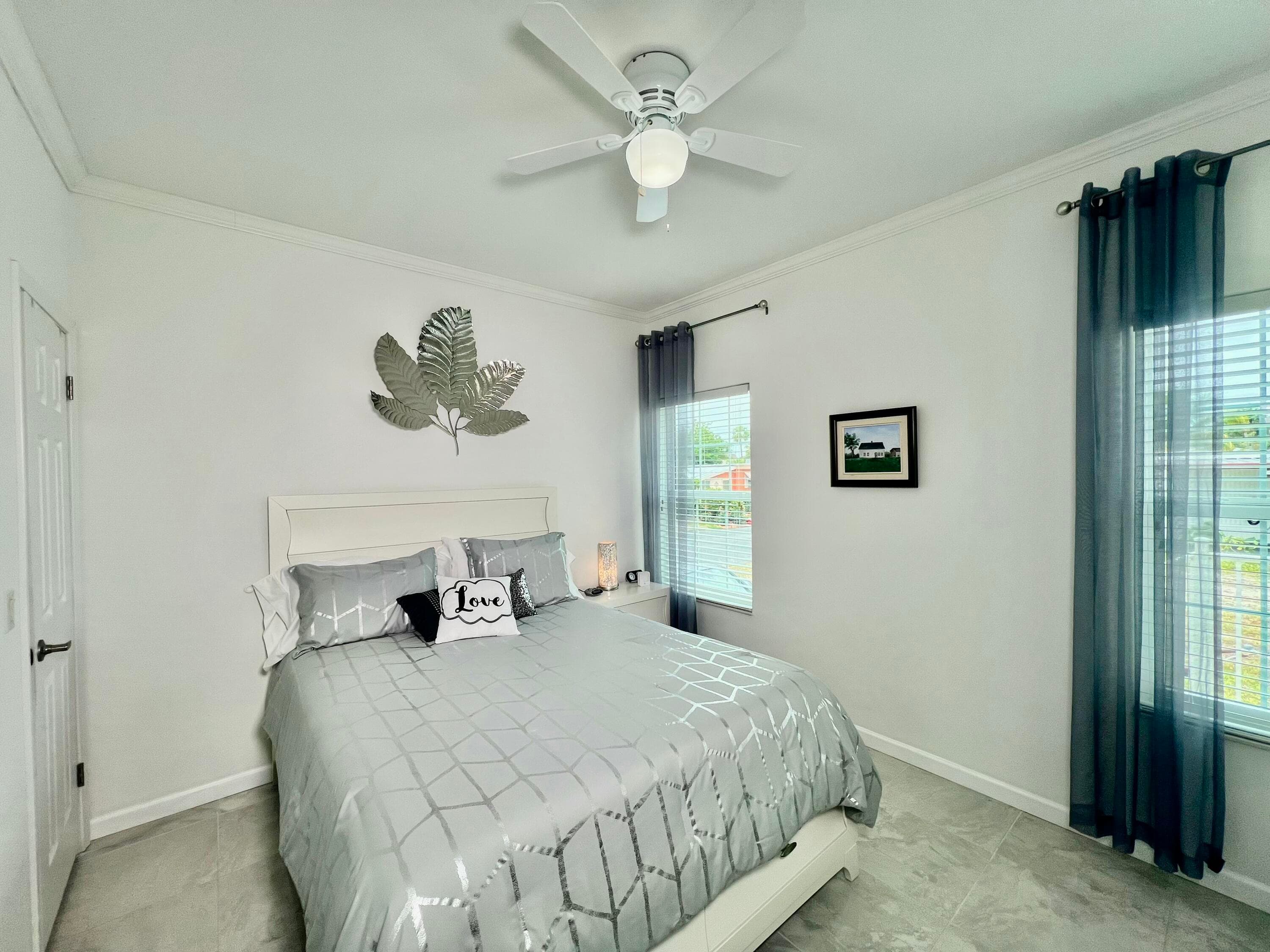 413 Hibiscus Drive, Deerfield Beach, FL 33442 — photo 23 of 39