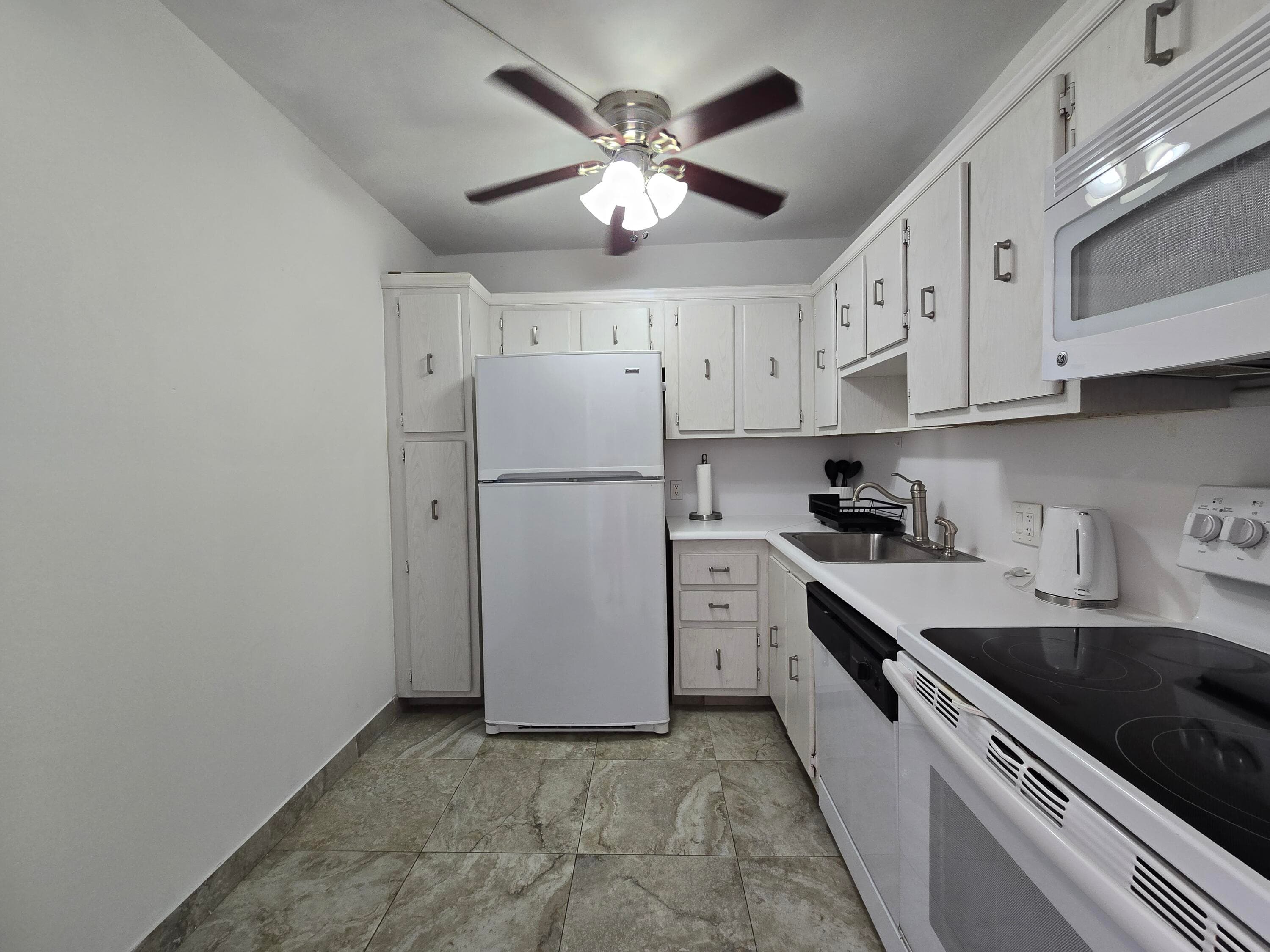 20335 W Country Club Drive 2208, Aventura, FL 33180 — photo 16 of 35