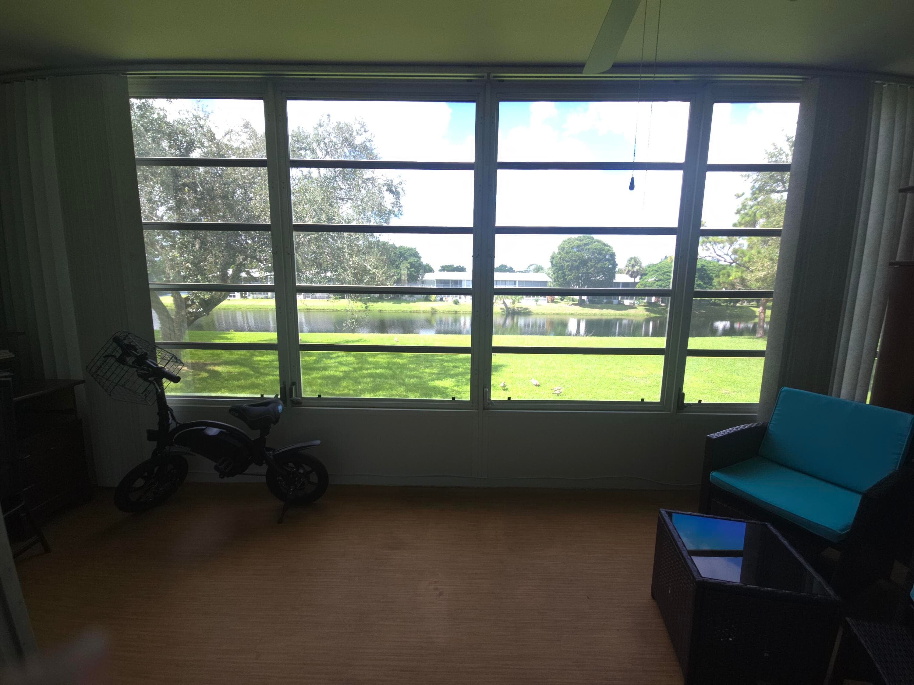 2010 Westbury F 2010, Deerfield Beach, FL 33442 — photo 16 of 27