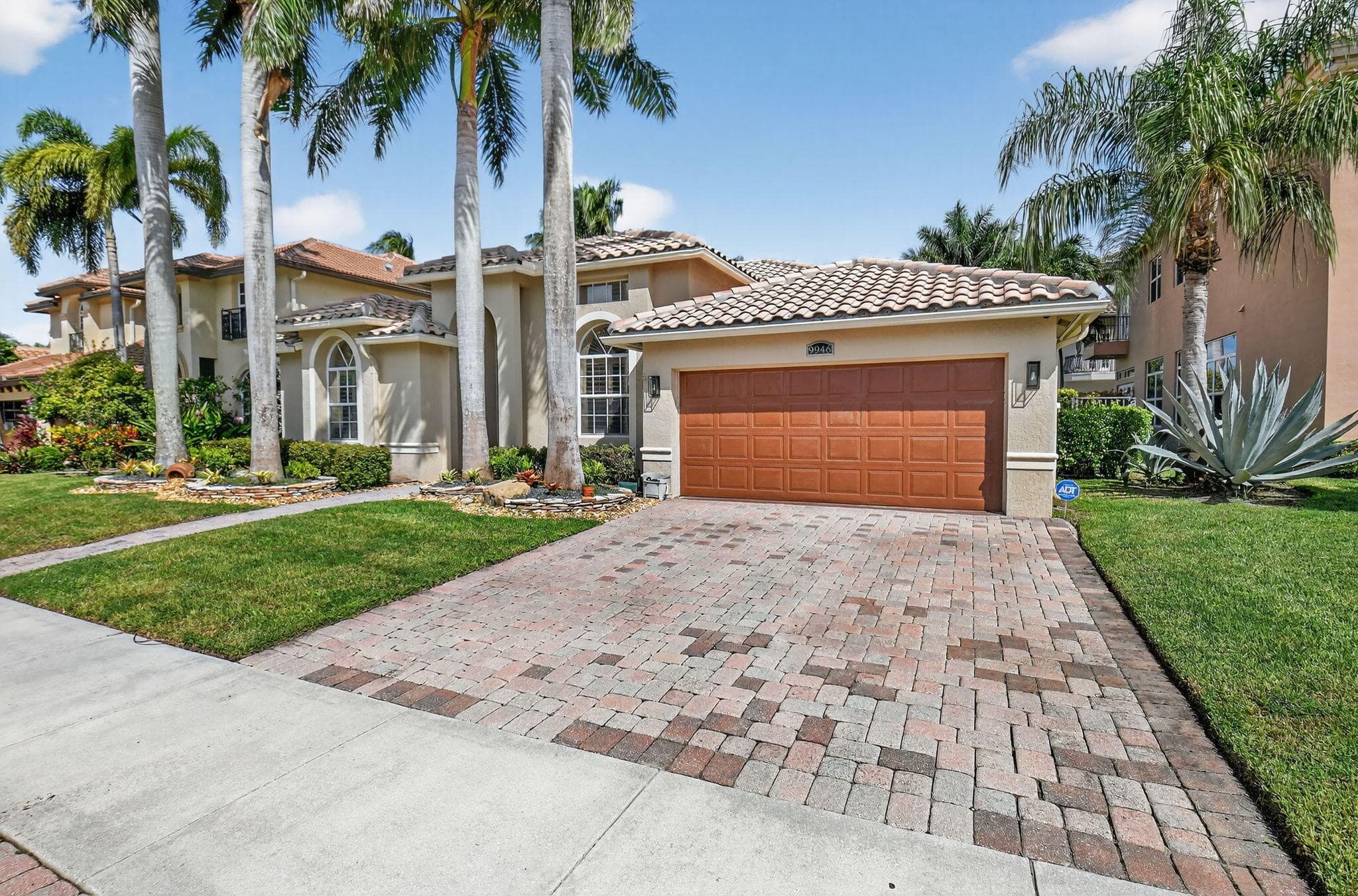 9946 Coronado Lake Drive, Boynton Beach, FL 33437 — photo 4 of 71