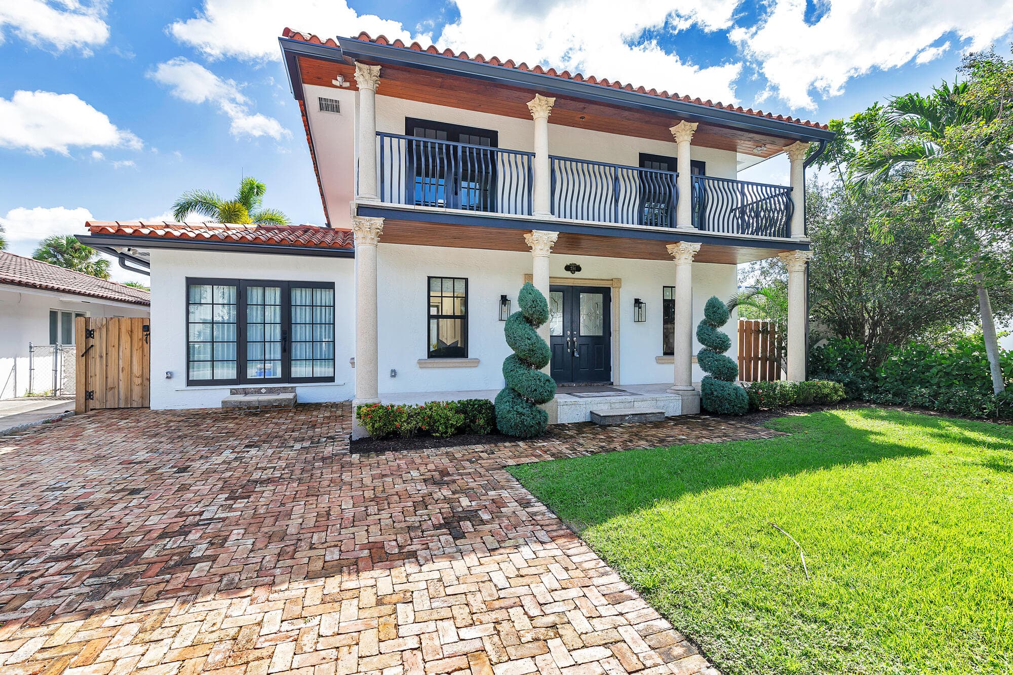 254 9th Street, West Palm Beach, FL 33401 — photo 2 of 47