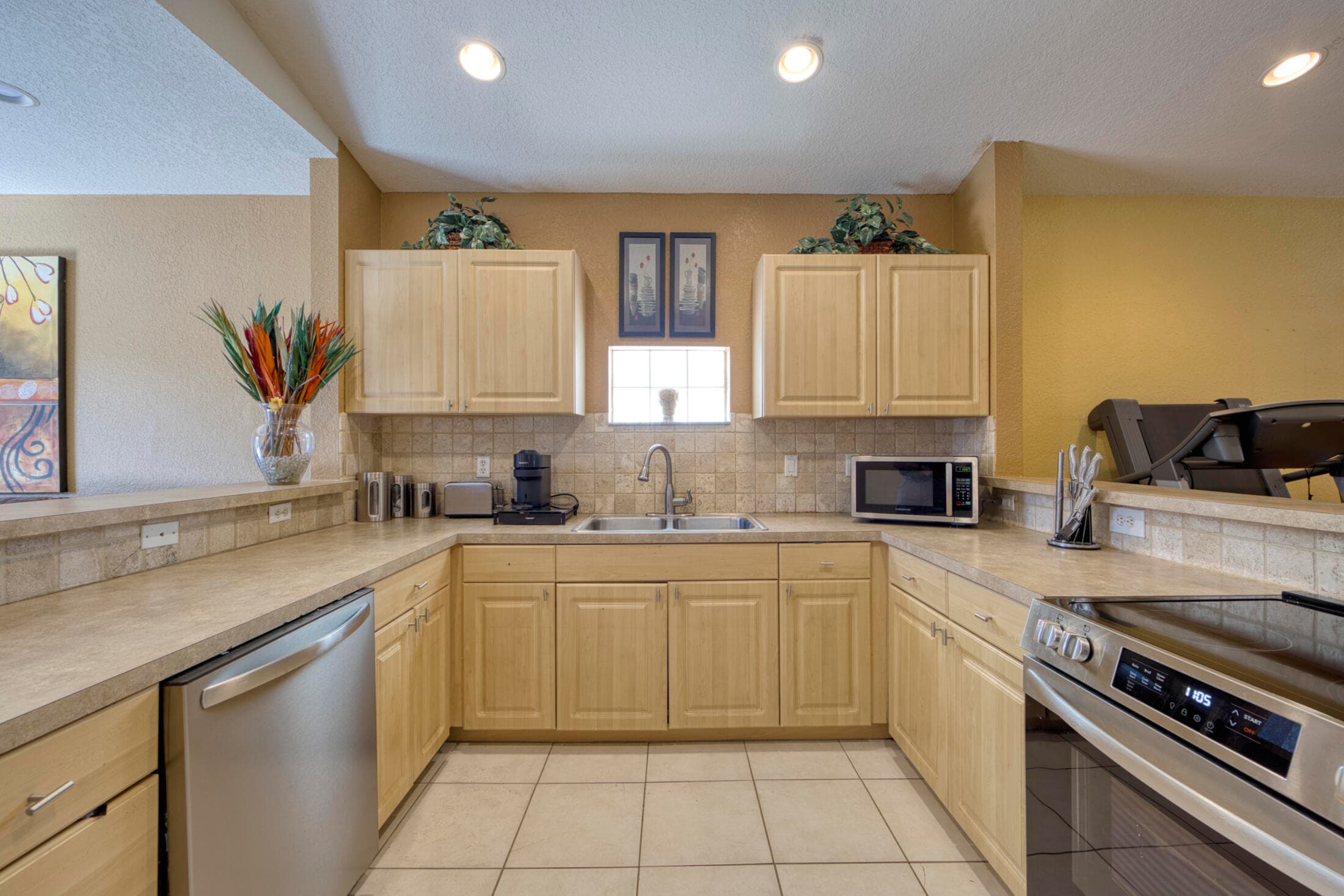 416 Circle Drive S, Boynton Beach, FL 33435 — photo 7 of 24