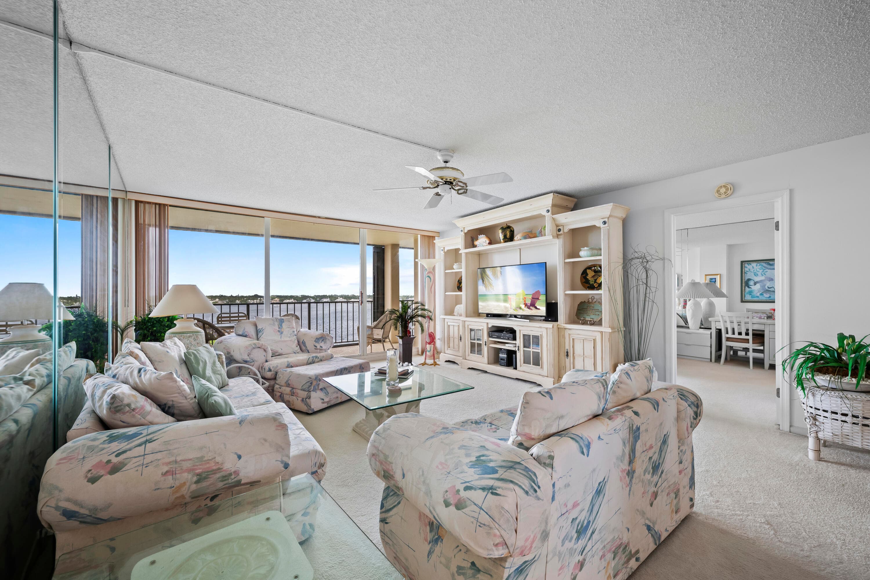134 Lakeshore Drive 814, North Palm Beach, FL 33408 — photo 6 of 29