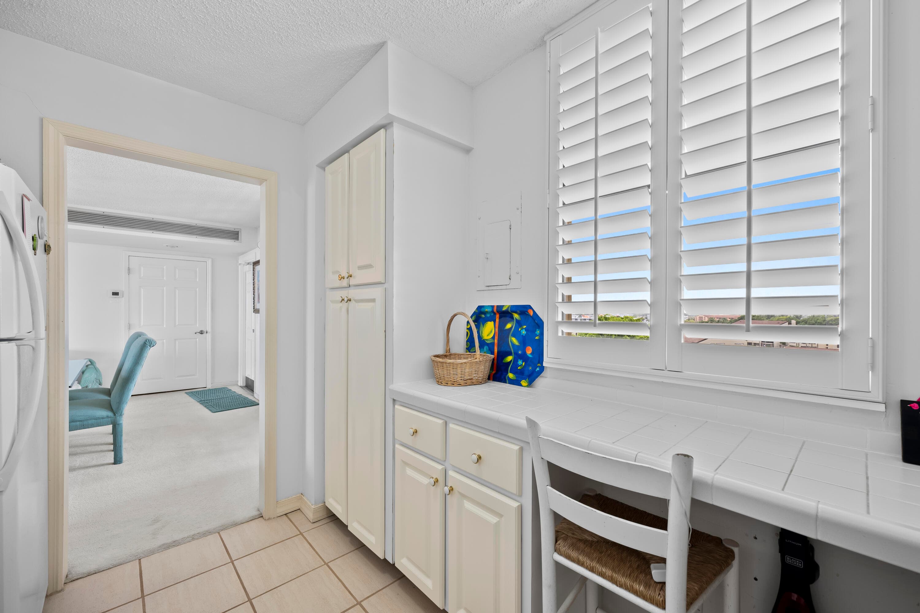 134 Lakeshore Drive 814, North Palm Beach, FL 33408 — photo 10 of 29