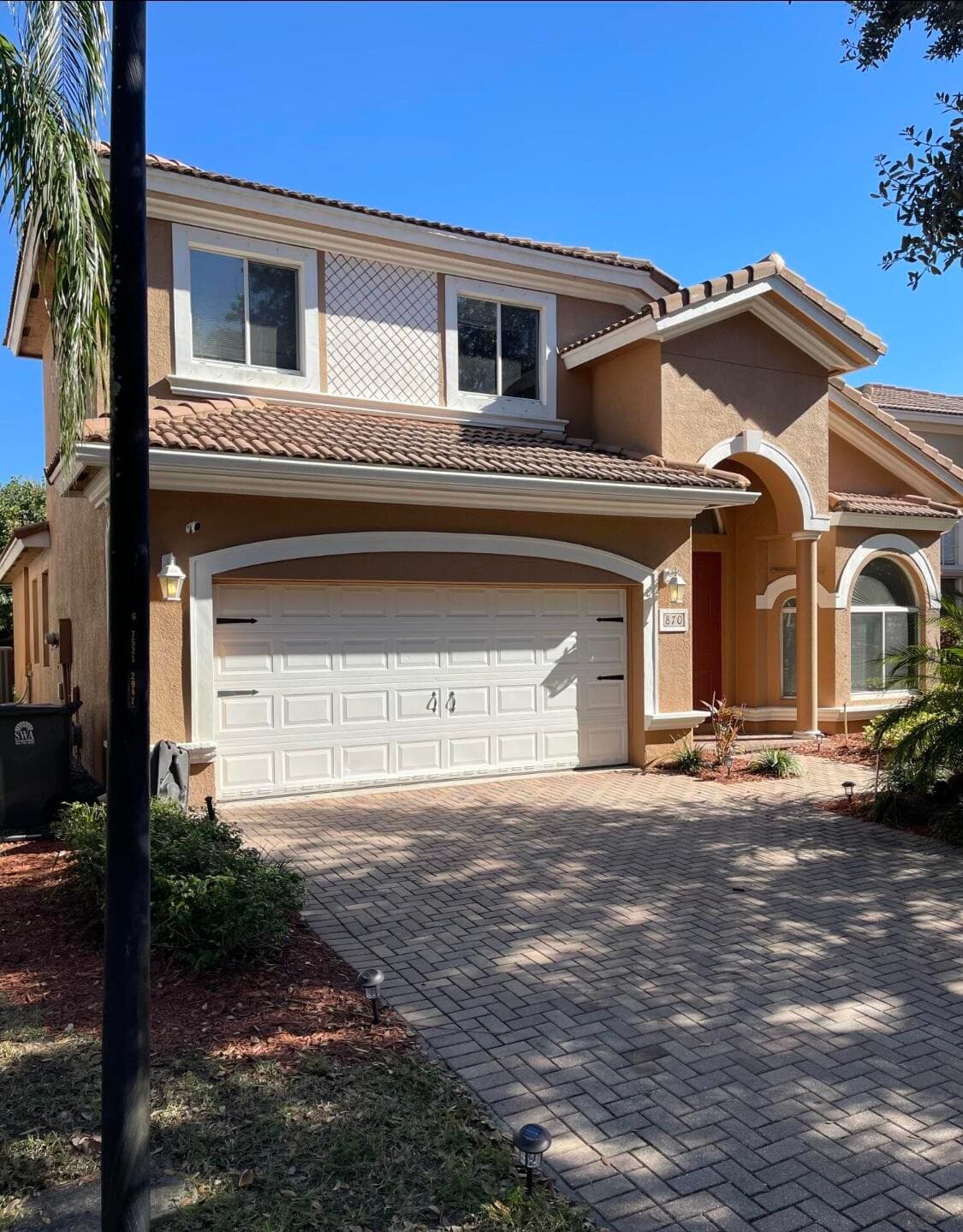 870 Gazetta Way, West Palm Beach, FL 33413 — photo 2 of 19