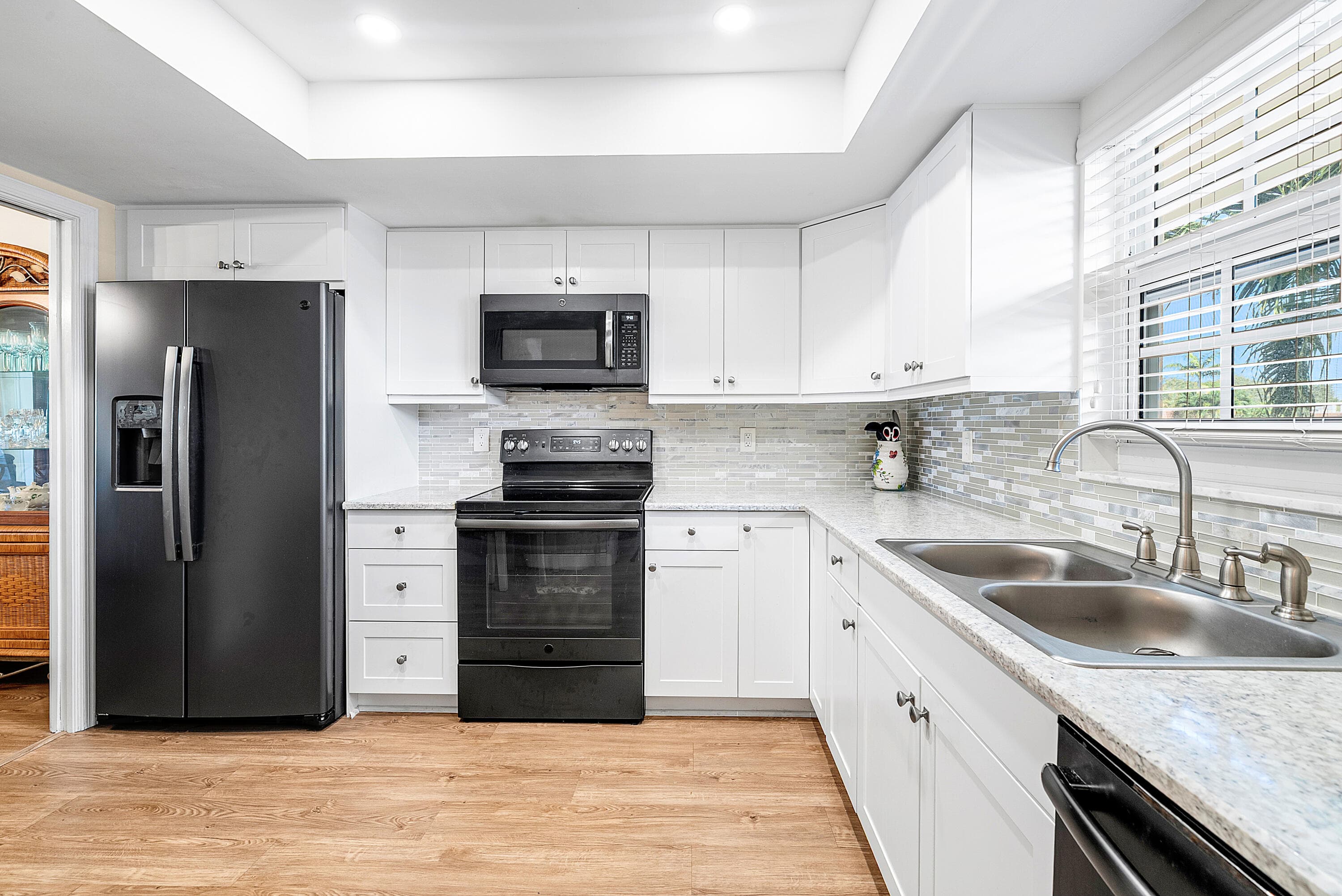 145 Atlantis Boulevard 203, Atlantis, FL 33462 — photo 5 of 33