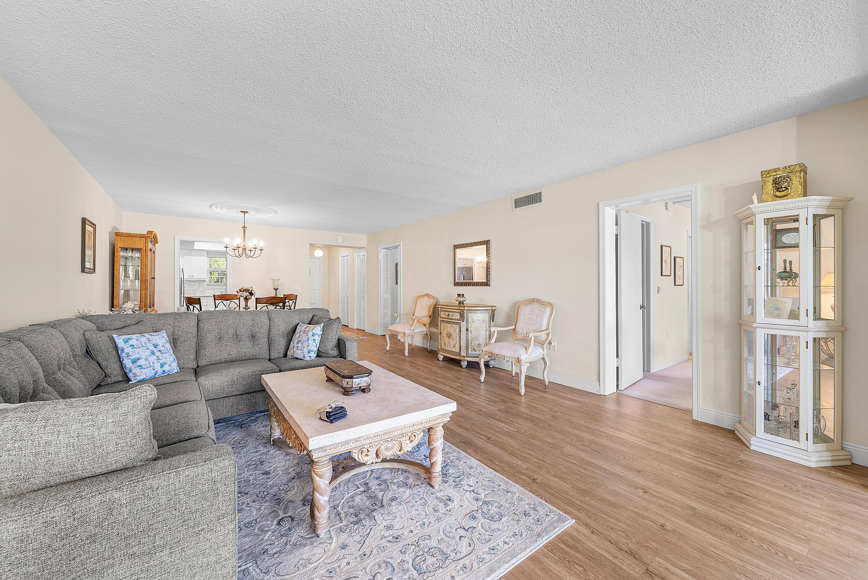 145 Atlantis Boulevard 203, Atlantis, FL 33462 — photo 10 of 33