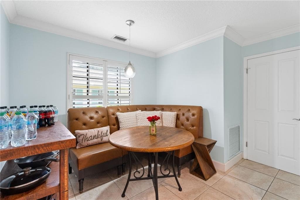 110 Prestwick Circle, Vero Beach, FL 32967 — photo 11 of 36