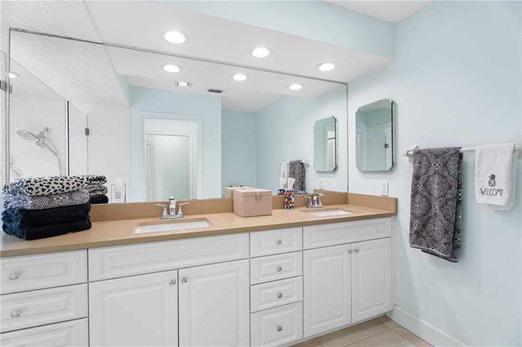 110 Prestwick Circle, Vero Beach, FL 32967 — photo 18 of 36