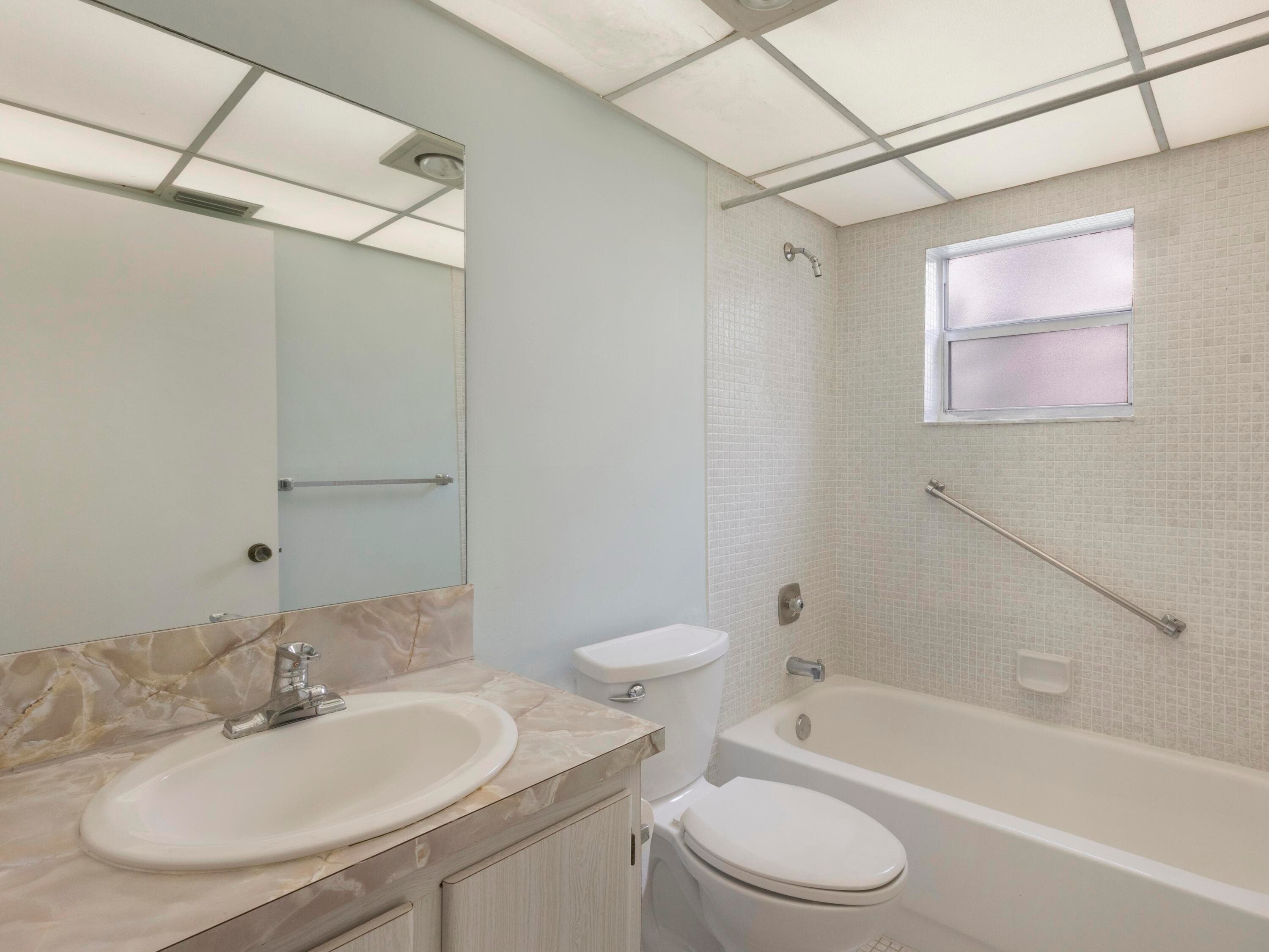 405 Burgundy I, Delray Beach, FL 33484 — photo 11 of 35
