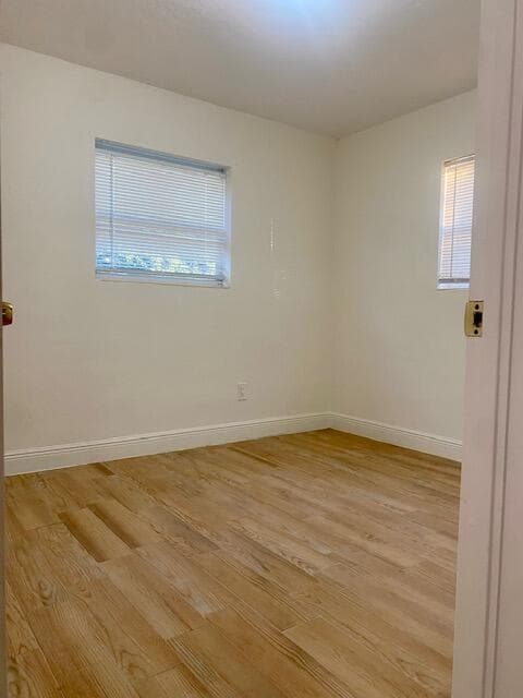 312 N 27th Street, Fort Pierce, FL 34947 — photo 3 of 10
