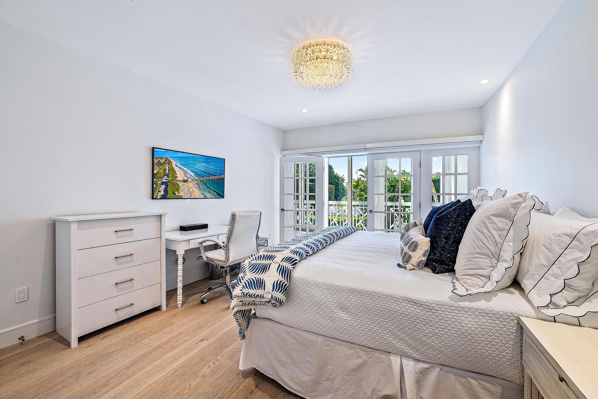 389 S Lake Drive 2g, Palm Beach, FL 33480 — photo 15 of 37