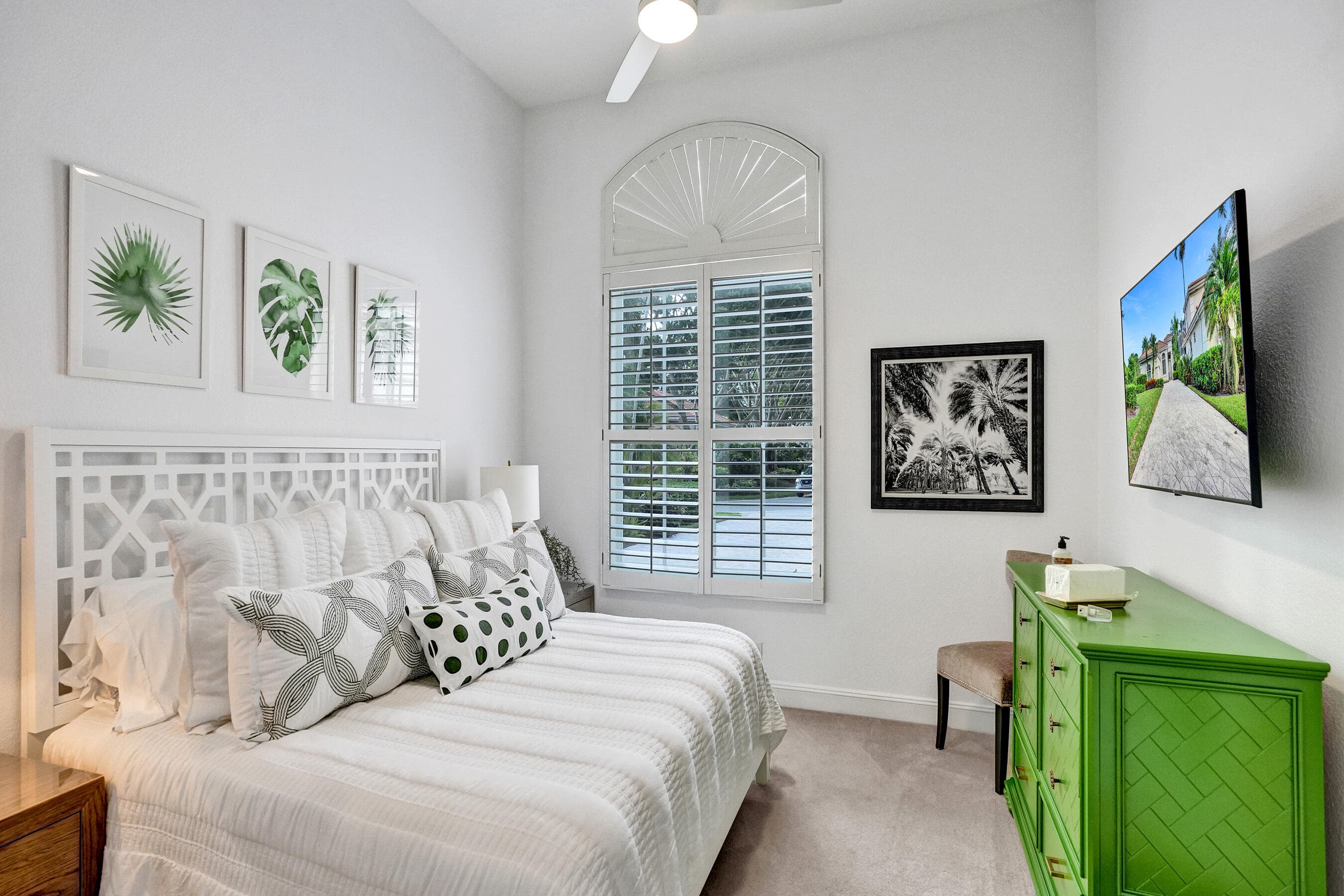 251 Isle Way, Palm Beach Gardens, FL 33418 — photo 23 of 68