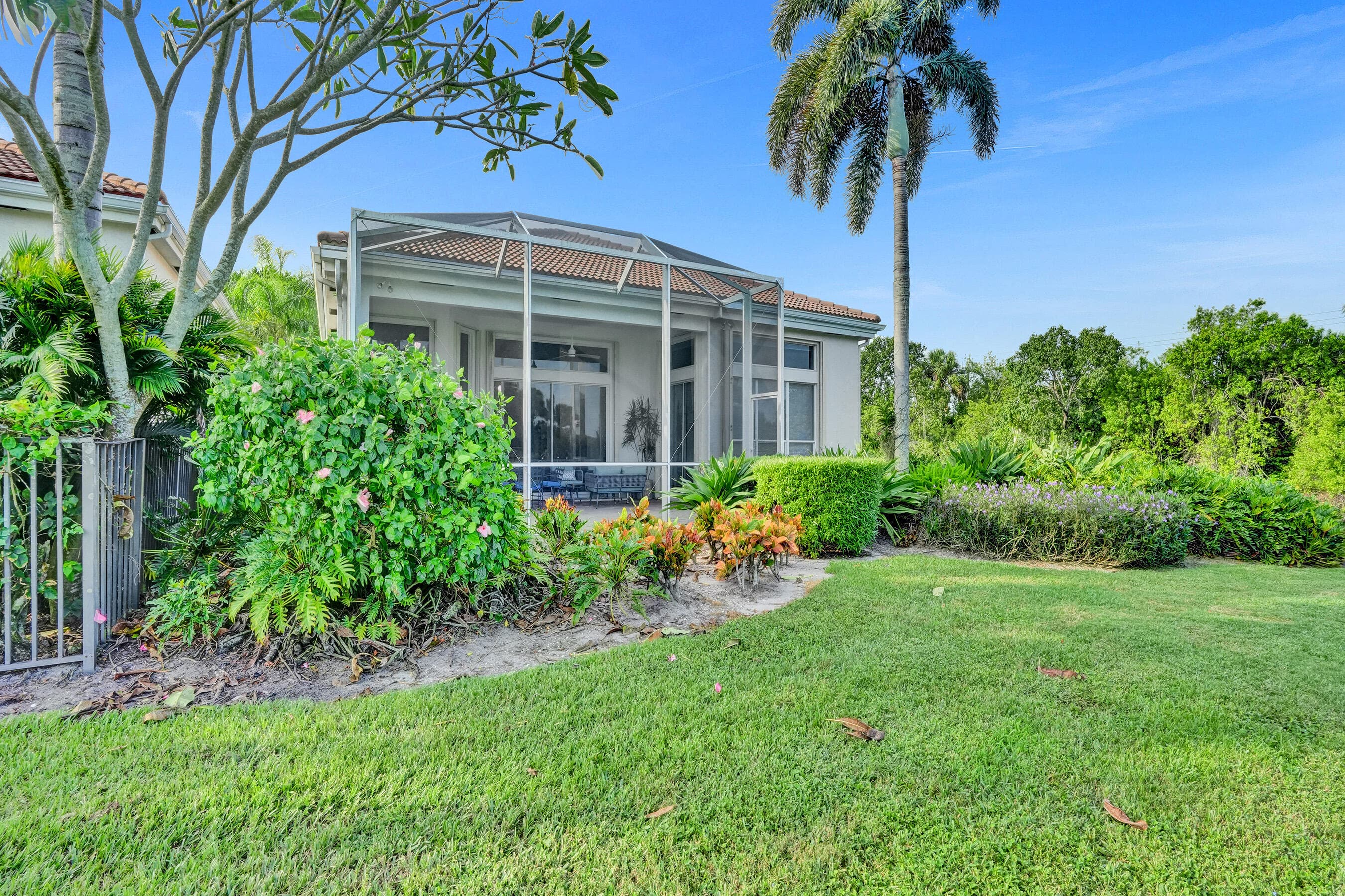 251 Isle Way, Palm Beach Gardens, FL 33418 — photo 39 of 68