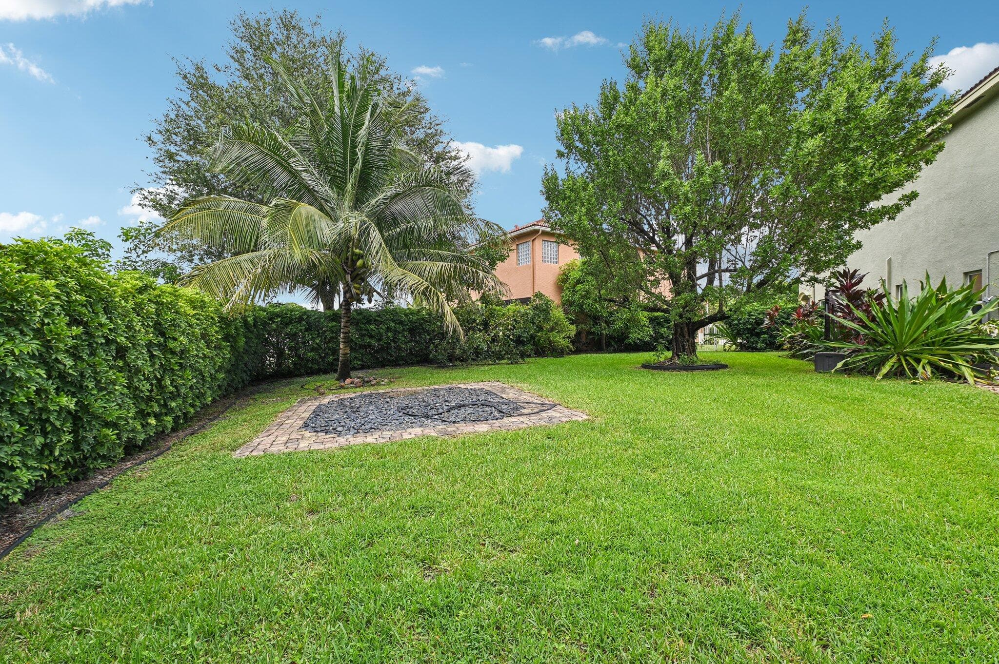 553 Gazetta Way, West Palm Beach, FL 33413 — photo 60 of 68