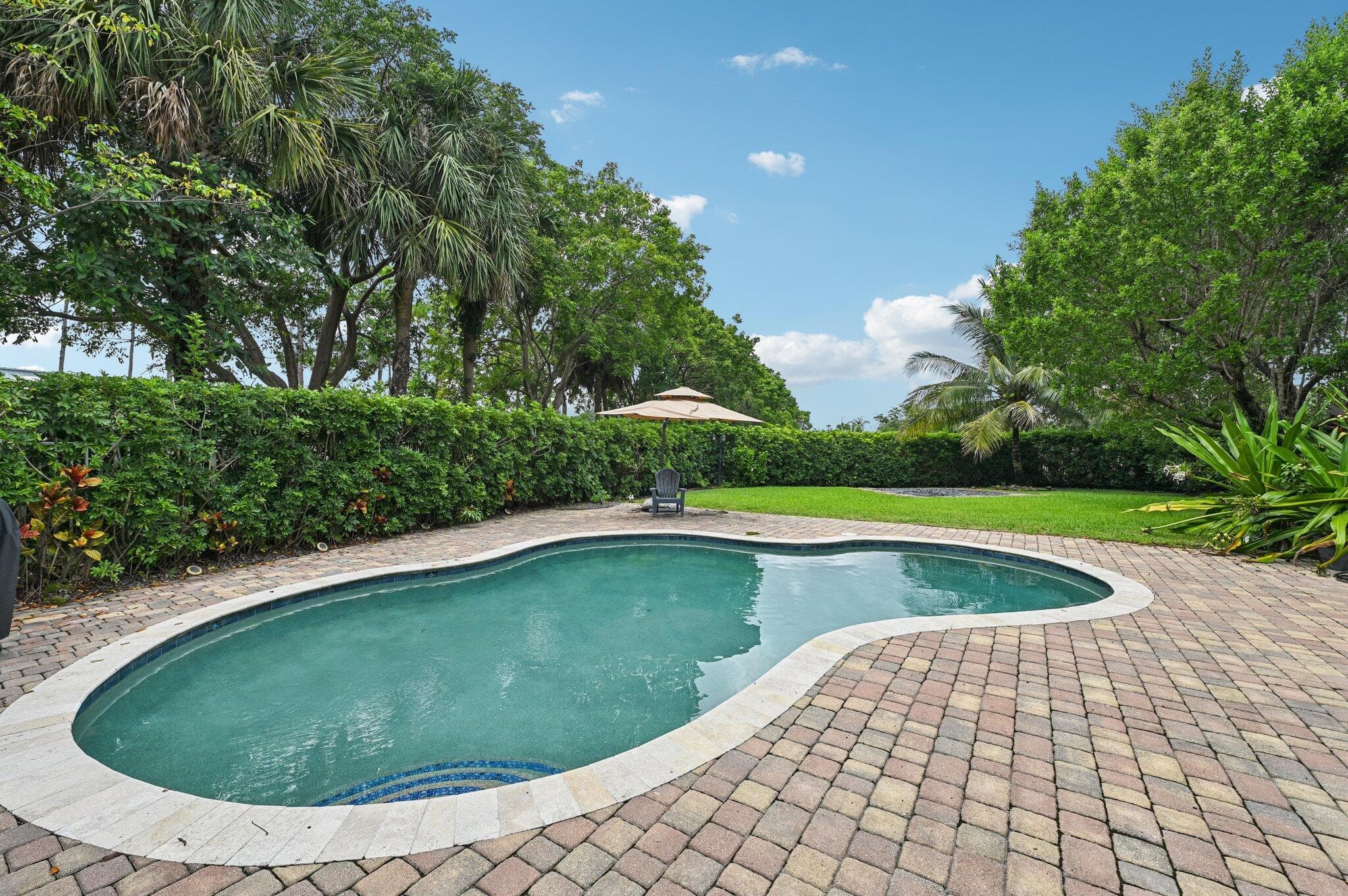 553 Gazetta Way, West Palm Beach, FL 33413 — photo 57 of 68