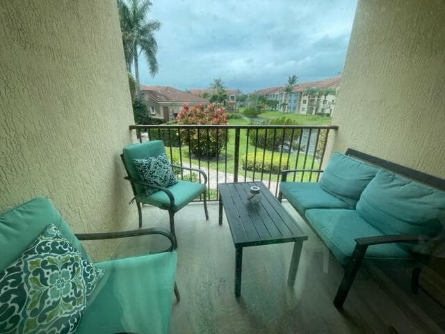 110 Villa Circle 110, Boynton Beach, FL 33435 — photo 4 of 66