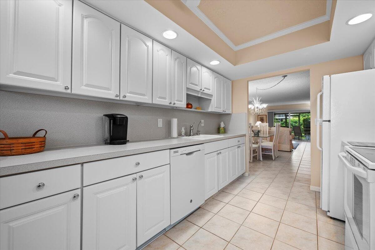 1252 N Sugar Sands Boulevard 137, Riviera Beach, FL 33404 — photo 17 of 38
