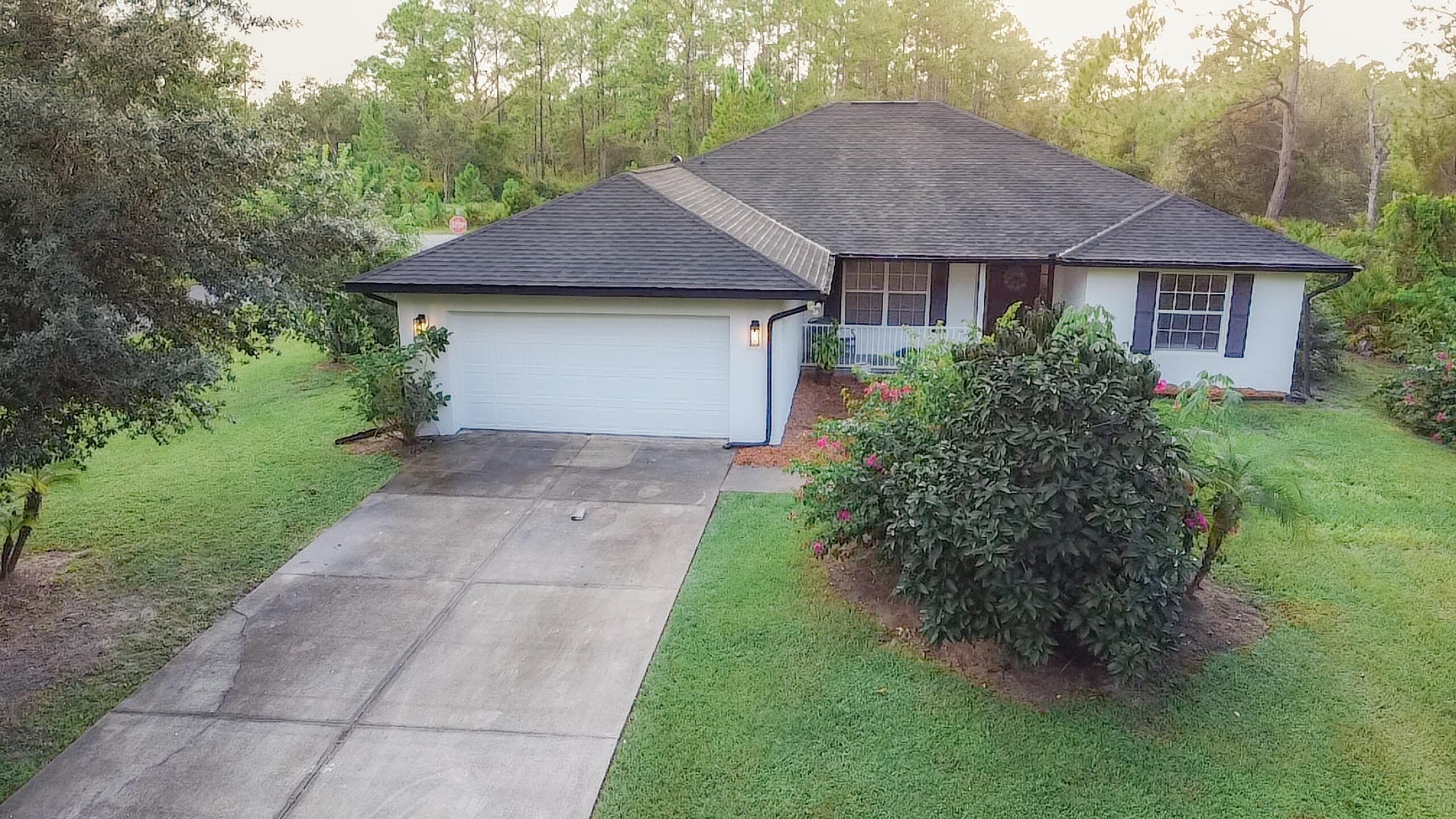 9134 Oviedo Street, Sebring, FL 33872 — photo 1 of 26