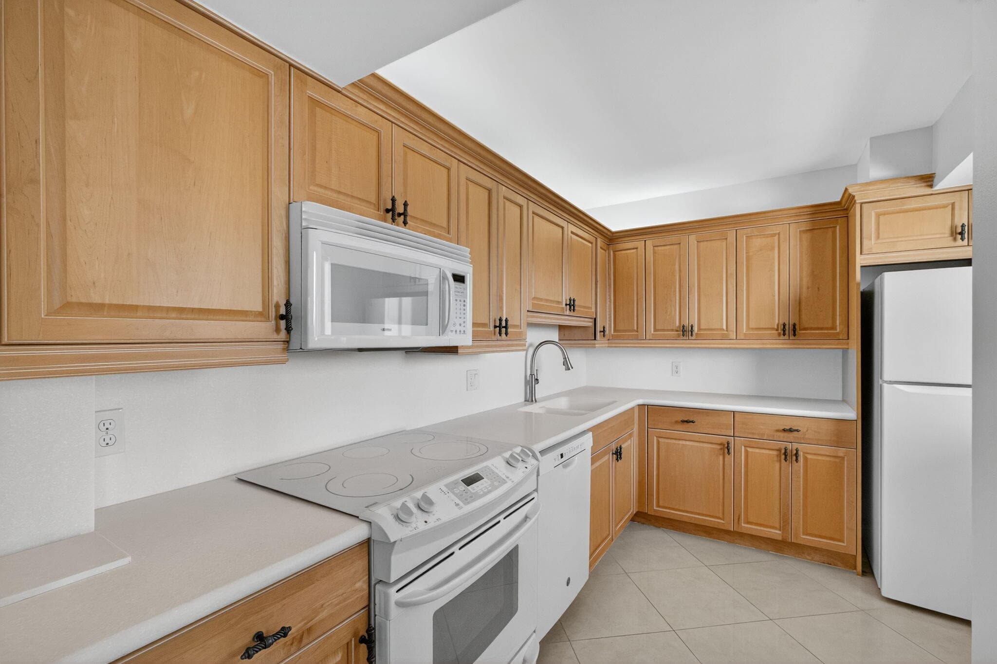 100 Ocean Trail Way 305, Jupiter, FL 33477 — photo 10 of 96