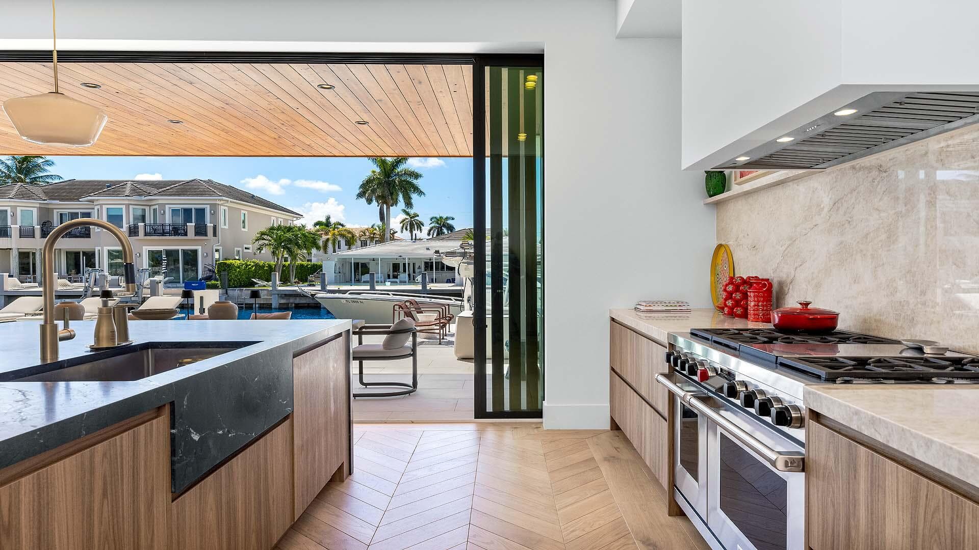 2900 NE 7th Drive, Boca Raton, FL 33431 — photo 17 of 39