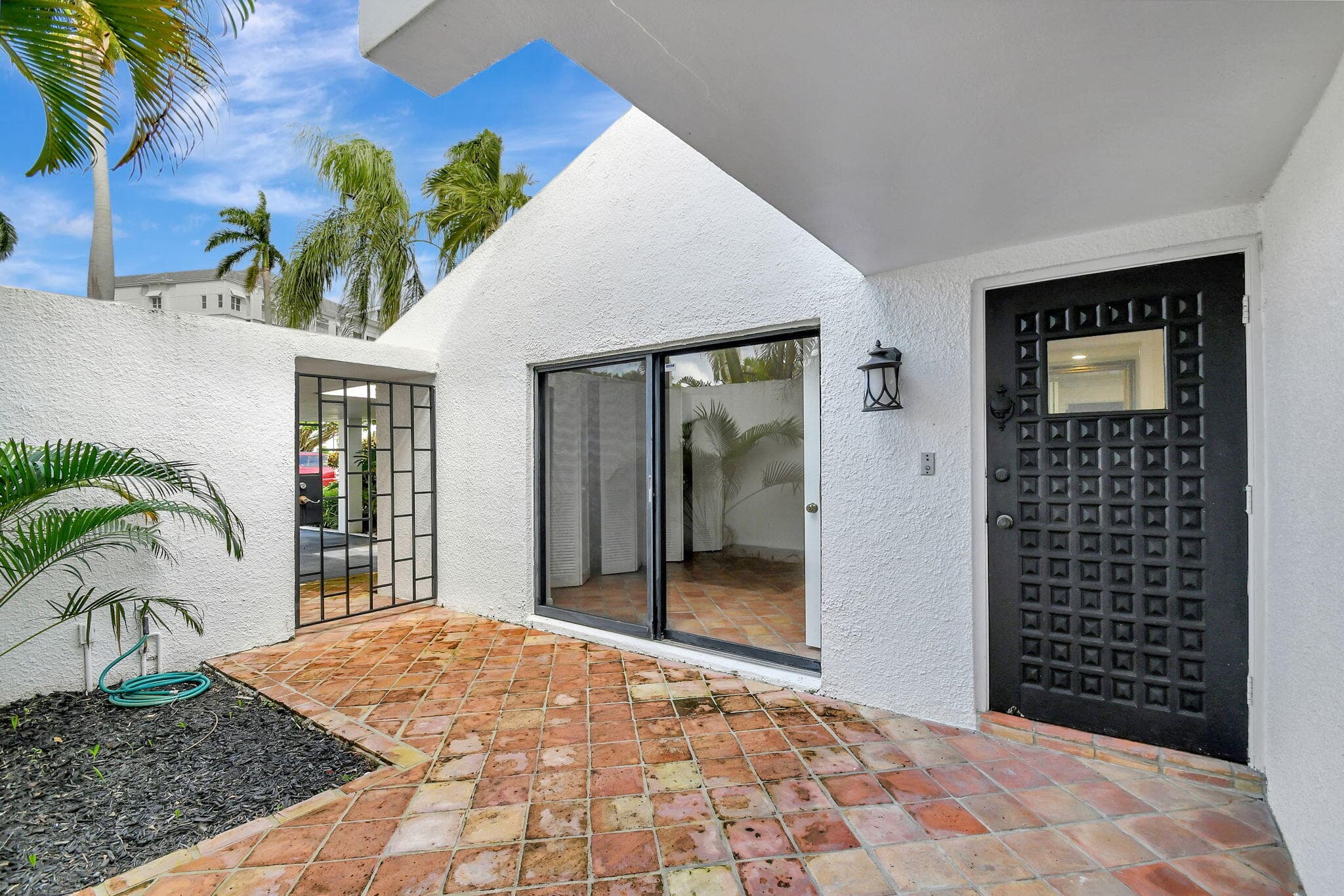 1906 Presidential Way 1-c, West Palm Beach, FL 33401 — photo 5 of 64