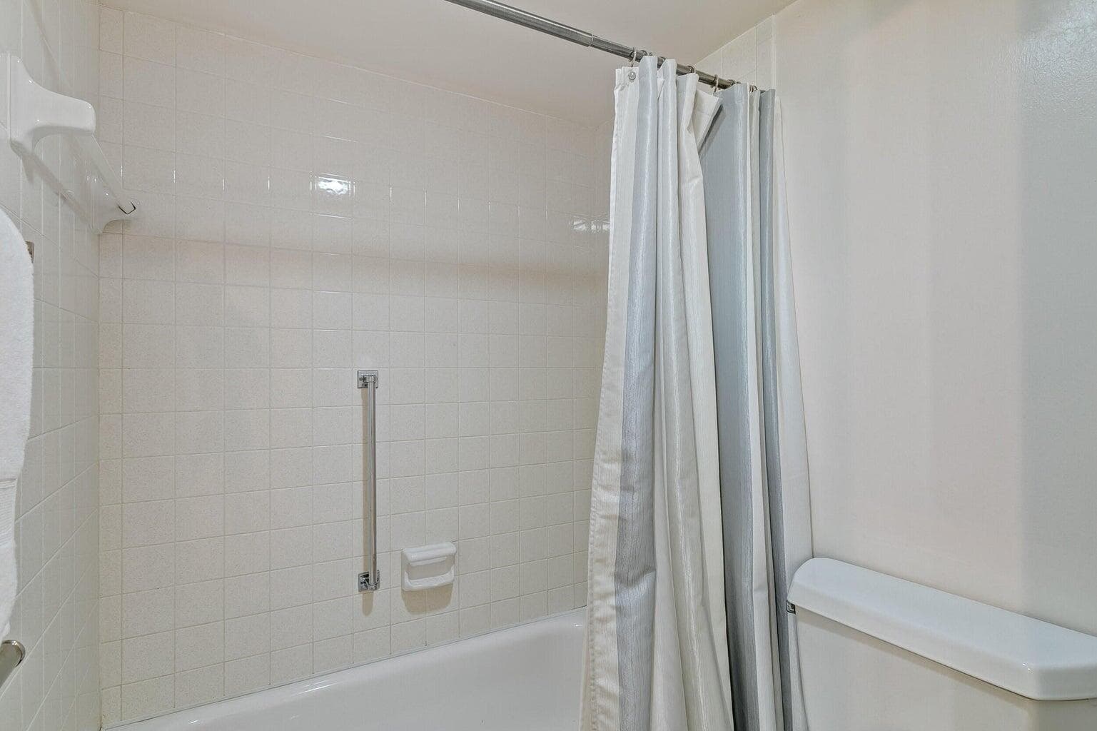 2800 N Ocean Drive B - 6d, Singer Island, FL 33404 — photo 34 of 65