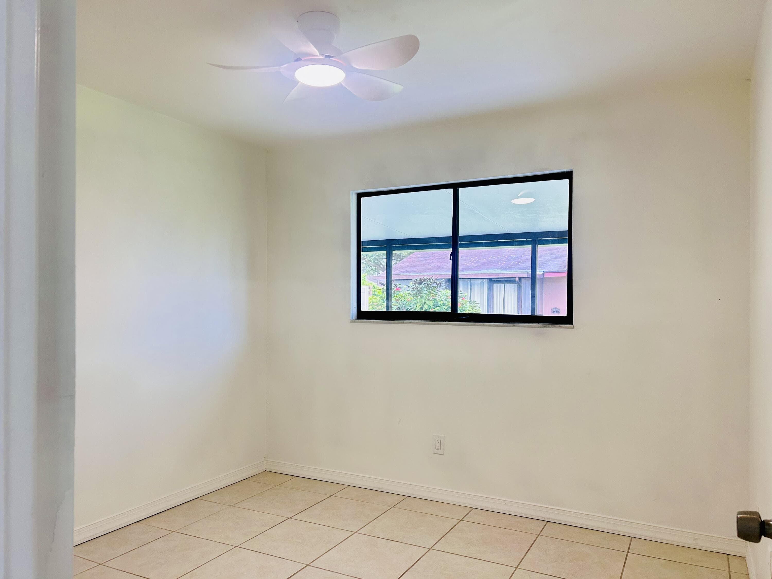 3 Fawlkland Circle, Boynton Beach, FL 33426 — photo 22 of 54