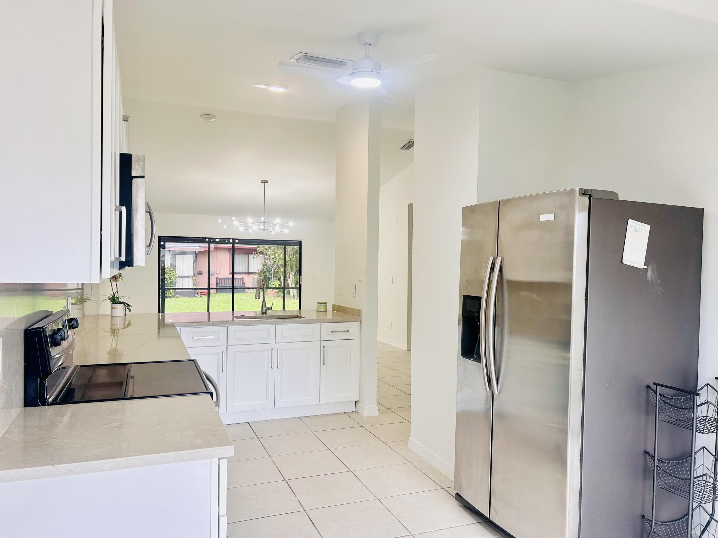 3 Fawlkland Circle, Boynton Beach, FL 33426 — photo 17 of 54