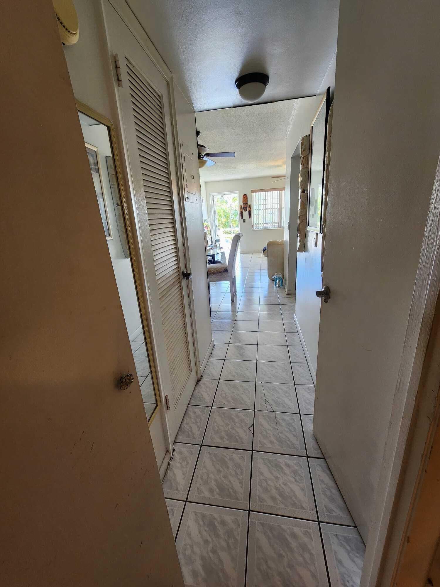 165 Camden G, West Palm Beach, FL 33417 — photo 8 of 9