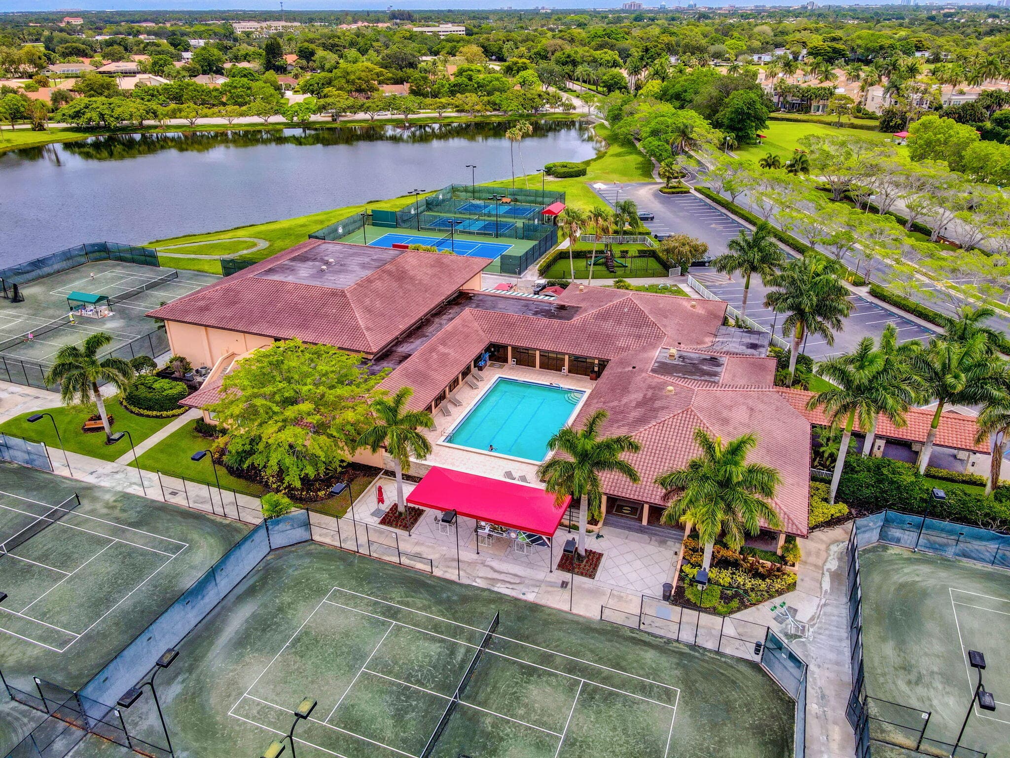 479 Prestwick Circle, Palm Beach Gardens, FL 33418 — photo 79 of 90