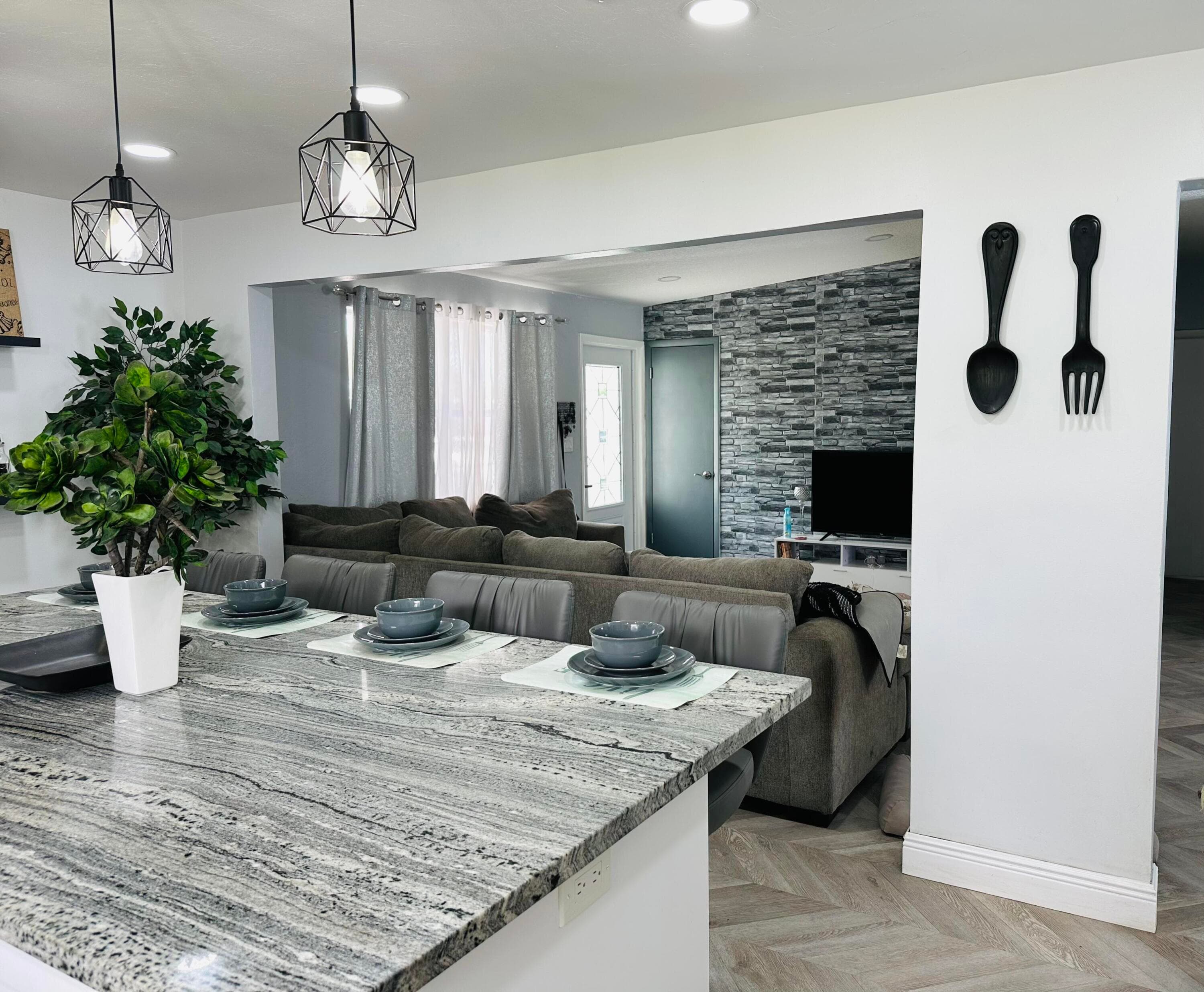 1865 W Chatham Road, West Palm Beach, FL 33415 — photo 12 of 56