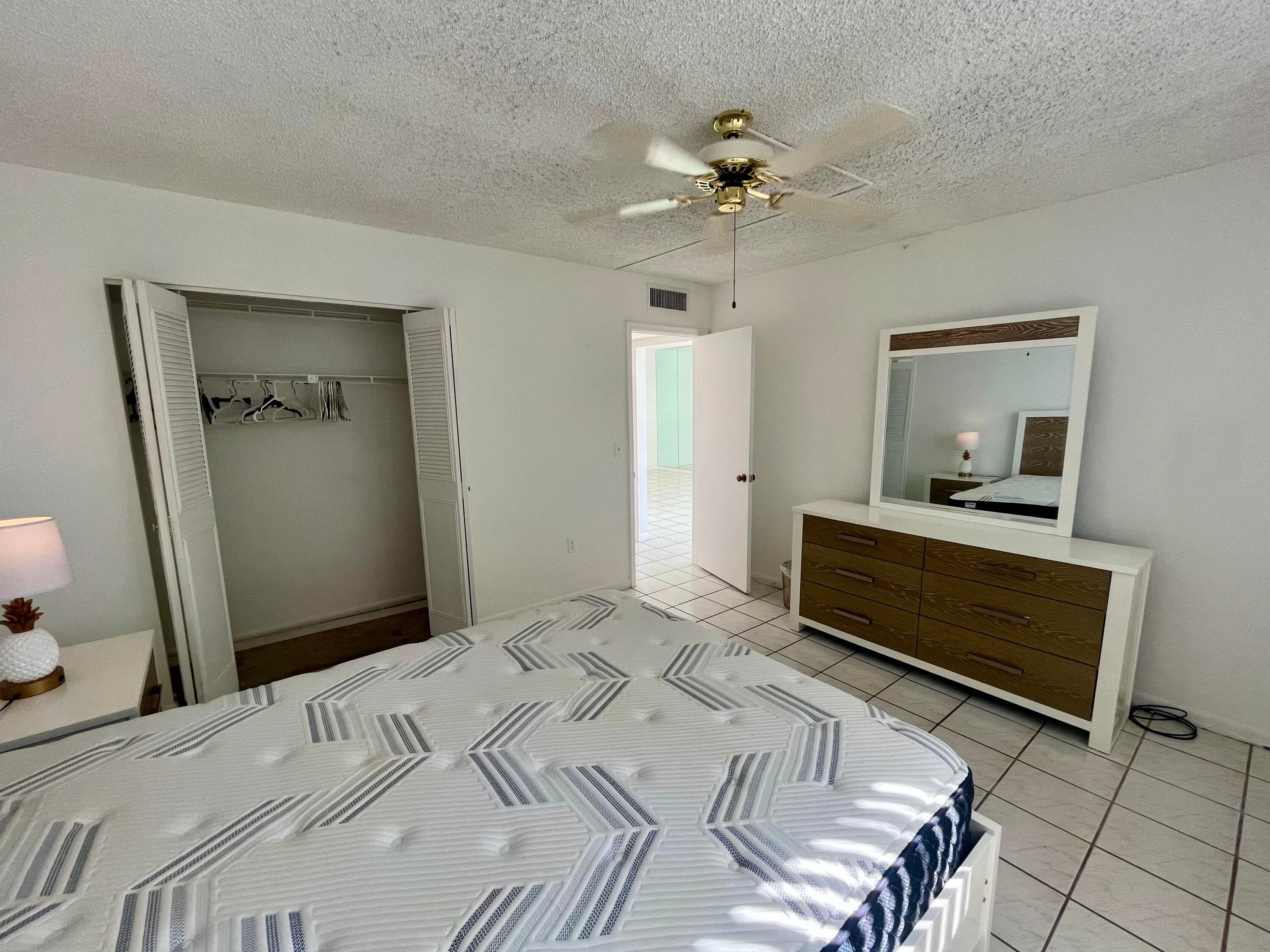 301 Croton Avenue 305, Lantana, FL 33462 — photo 9 of 27