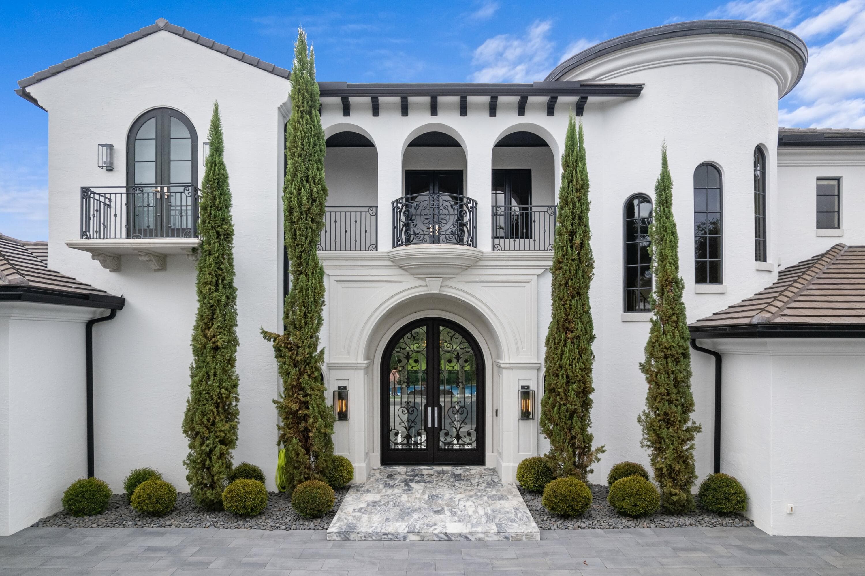 111 Via Palacio, Palm Beach Gardens, FL 33418 — photo 1 of 64