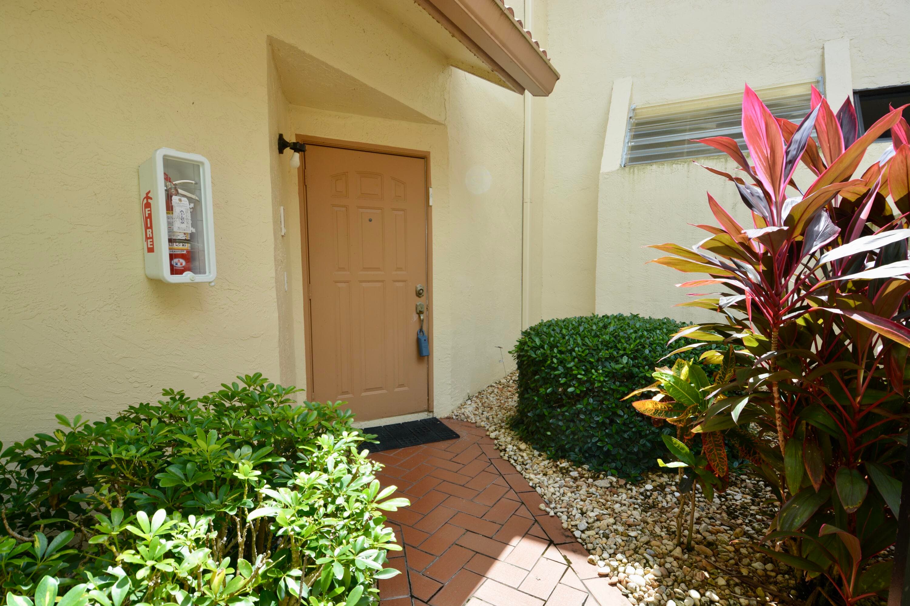 8336 Waterline Drive 201, Boynton Beach, FL 33472 — photo 3 of 23
