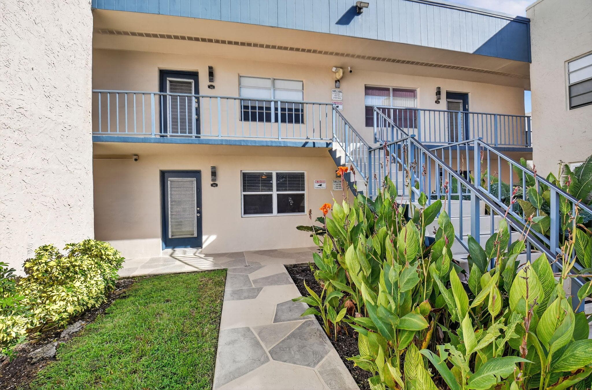 161 Flanders D 161, Delray Beach, FL 33484 — photo 3 of 77
