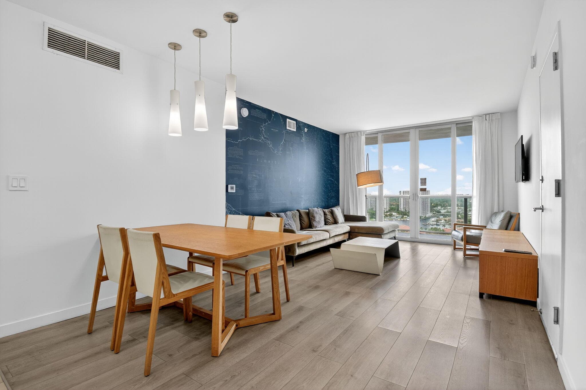 2602 E Hallandale Beach Boulevard R2210, Hallandale Beach, FL 33009 — photo 12 of 107