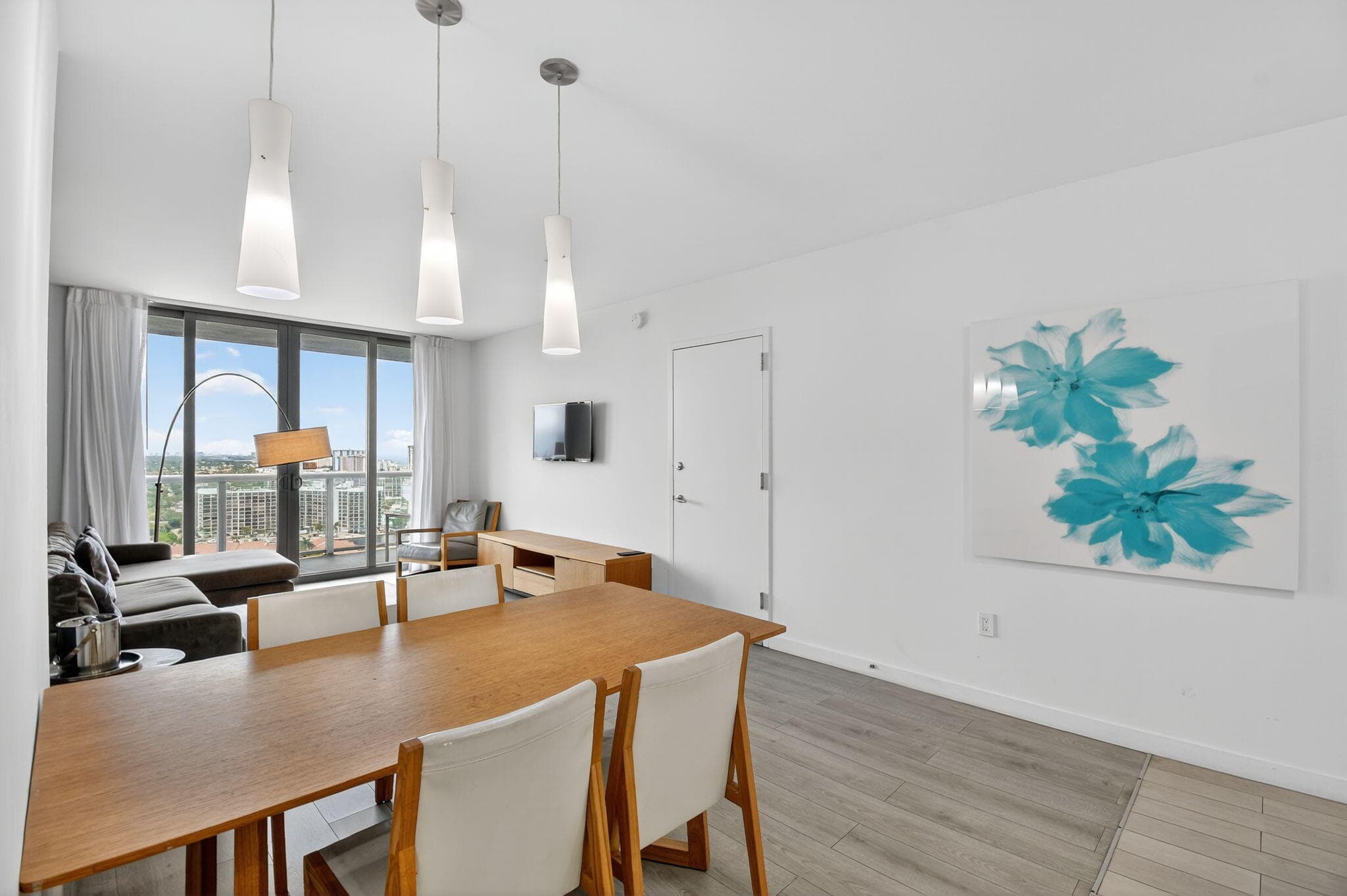 2602 E Hallandale Beach Boulevard R2210, Hallandale Beach, FL 33009 — photo 14 of 107