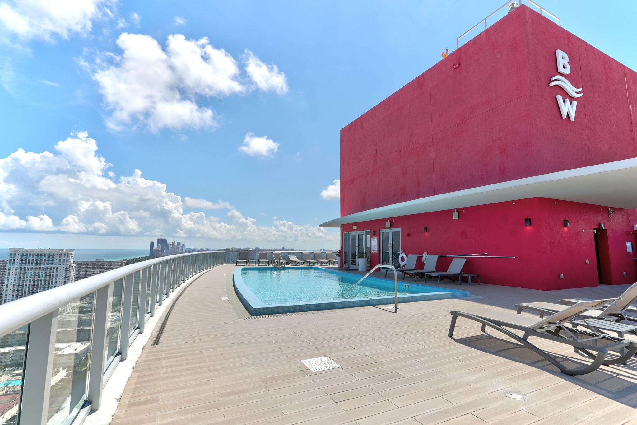 2602 E Hallandale Beach Boulevard R2210, Hallandale Beach, FL 33009 — photo 46 of 107