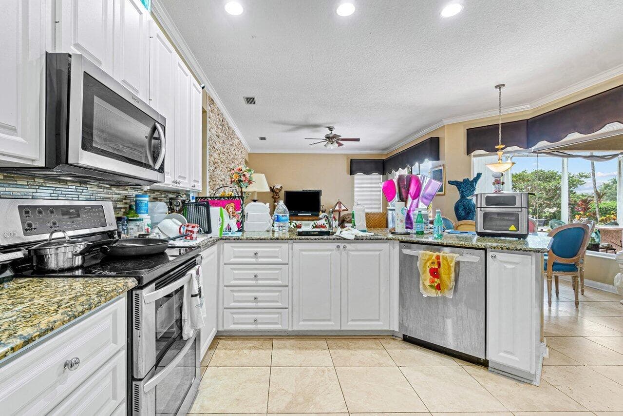 7580 Red River Road, West Palm Beach, FL 33411 — photo 13 of 69